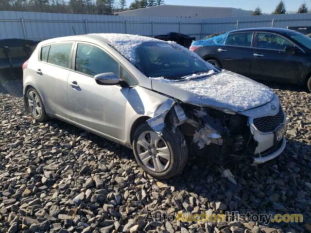 KIA FORTE LX, KNAFK5A83G5525196