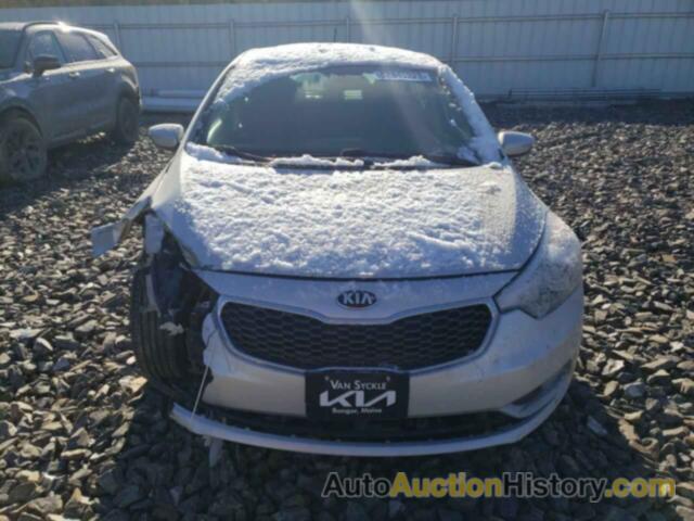 KIA FORTE LX, KNAFK5A83G5525196