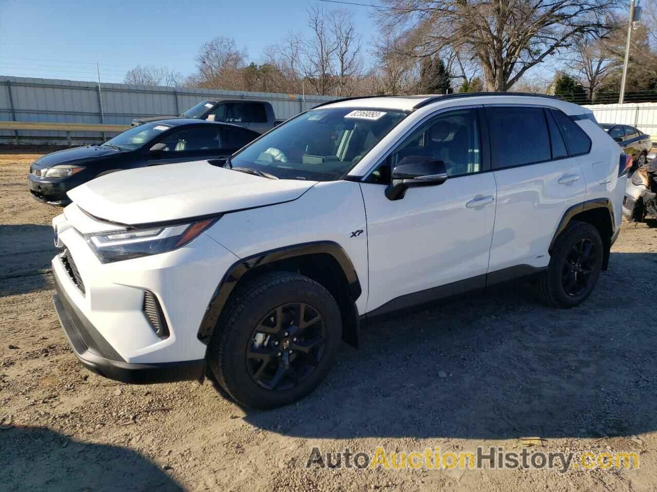 TOYOTA RAV4 XLE, 4T3RWRFV3RU110496