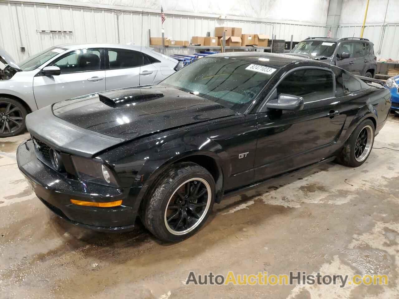 FORD MUSTANG GT, 1ZVFT82H575314417