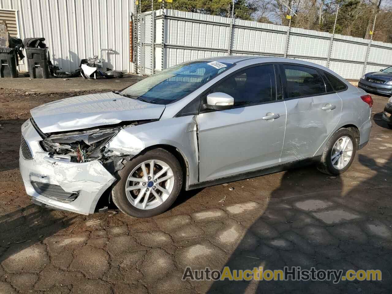 FORD FOCUS SE, 1FADP3F26FL227441