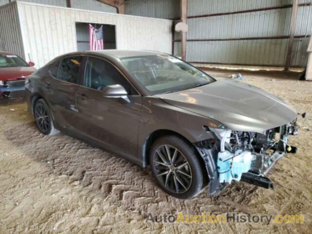 TOYOTA CAMRY SE, 4T1G11AK4NU064040