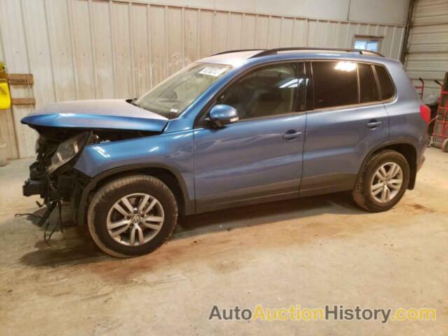 VOLKSWAGEN TIGUAN S, WVGAV7AX6HK025877