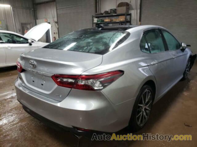 TOYOTA CAMRY XLE, 4T1F11AK8PU161126