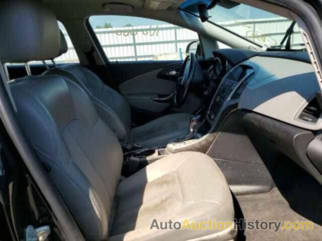 BUICK VERANO, 1G4PP5SK8E4170883