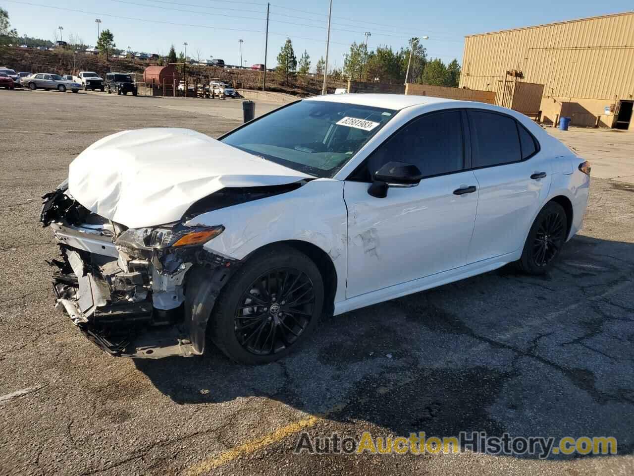 TOYOTA CAMRY SE, 4T1T11AK8NU046901