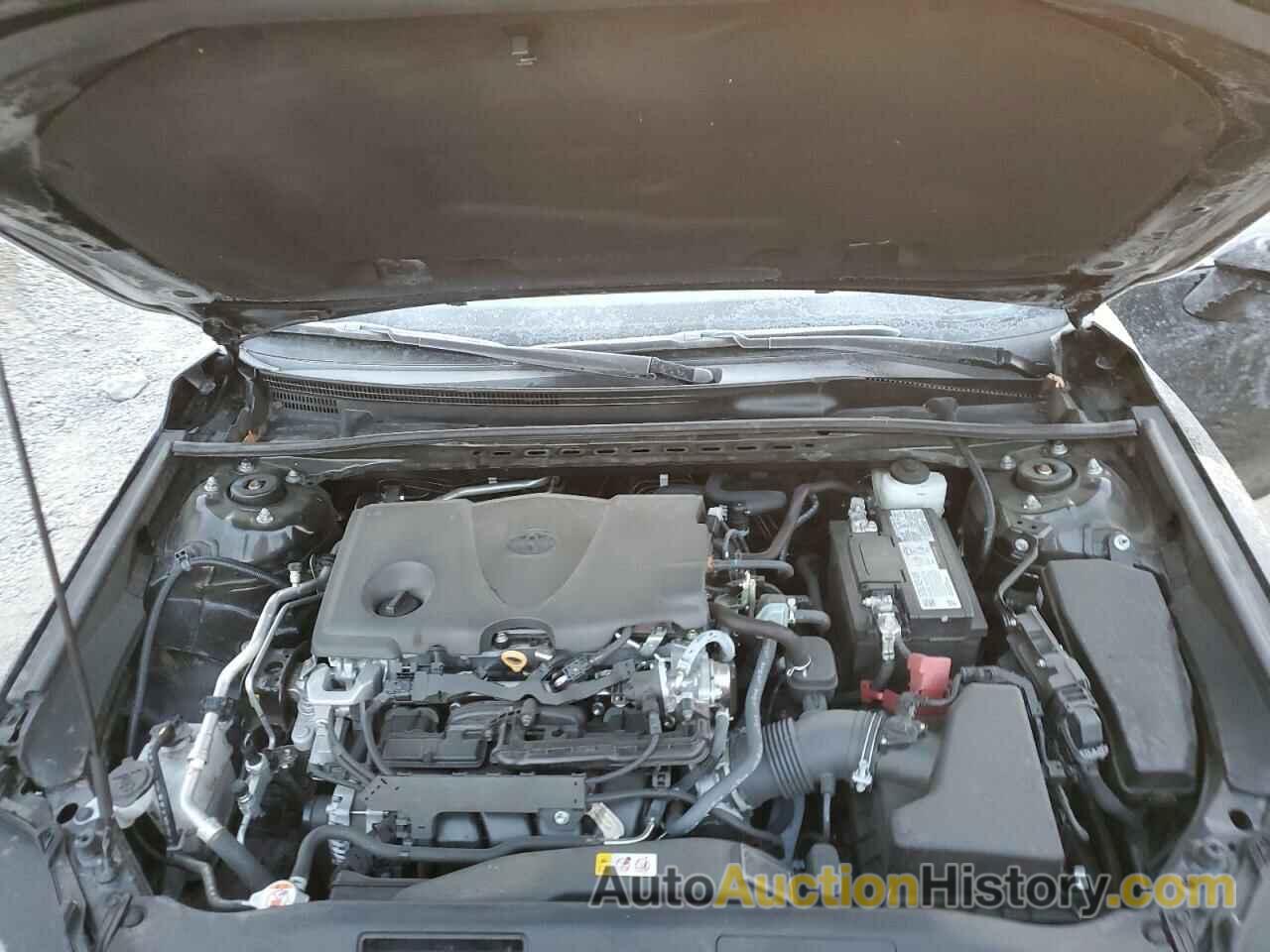 TOYOTA CAMRY SE, 4T1G11AK6NU694397