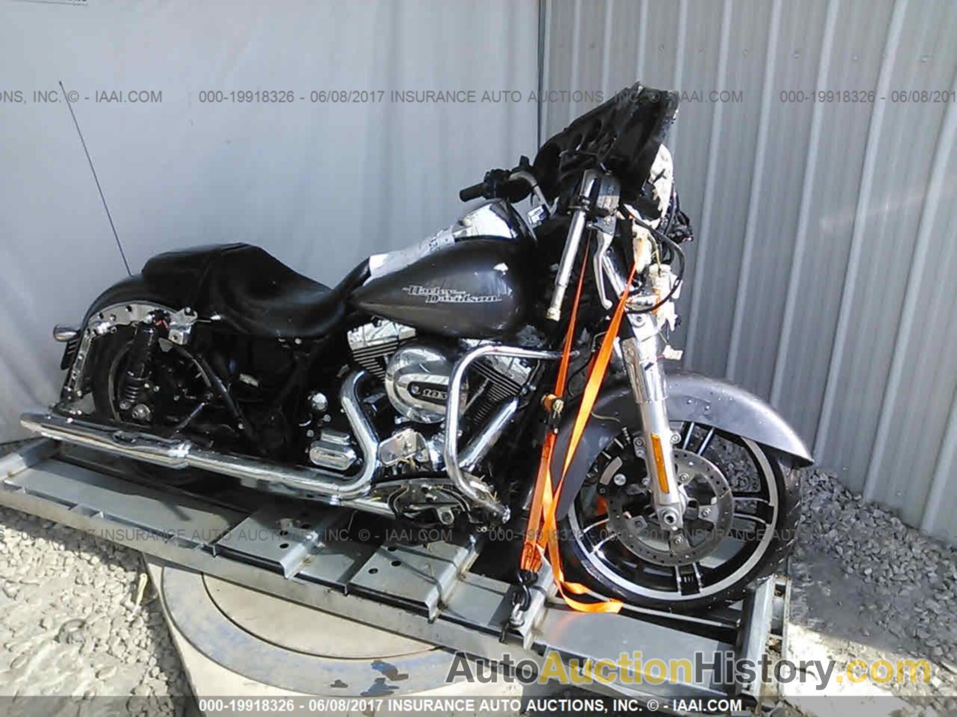 Harley-davidson Flhx, 1HD1KBM13EB603614