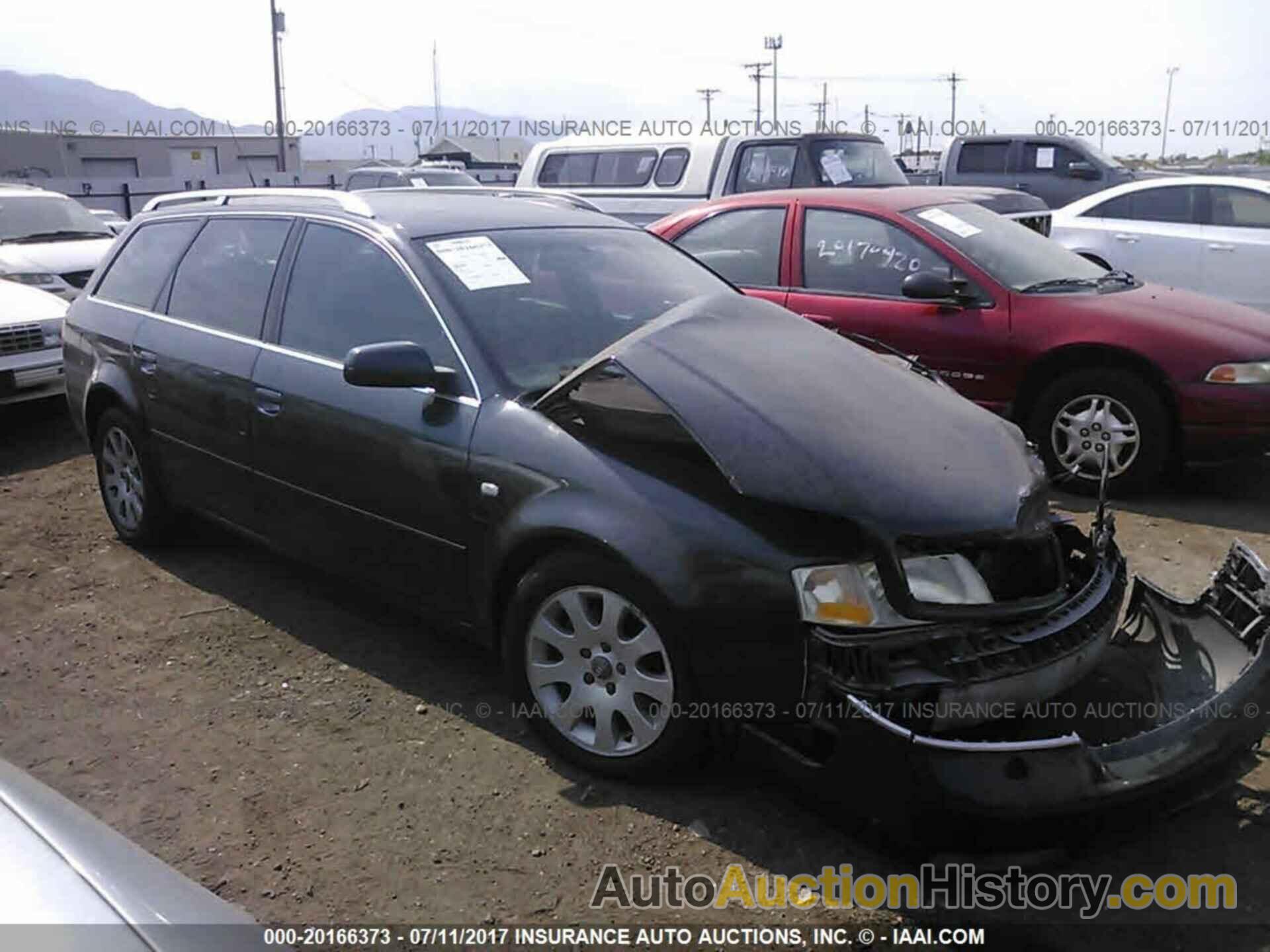 AUDI A6 AVANT QUATTRO, WAUDA24B8XN108768