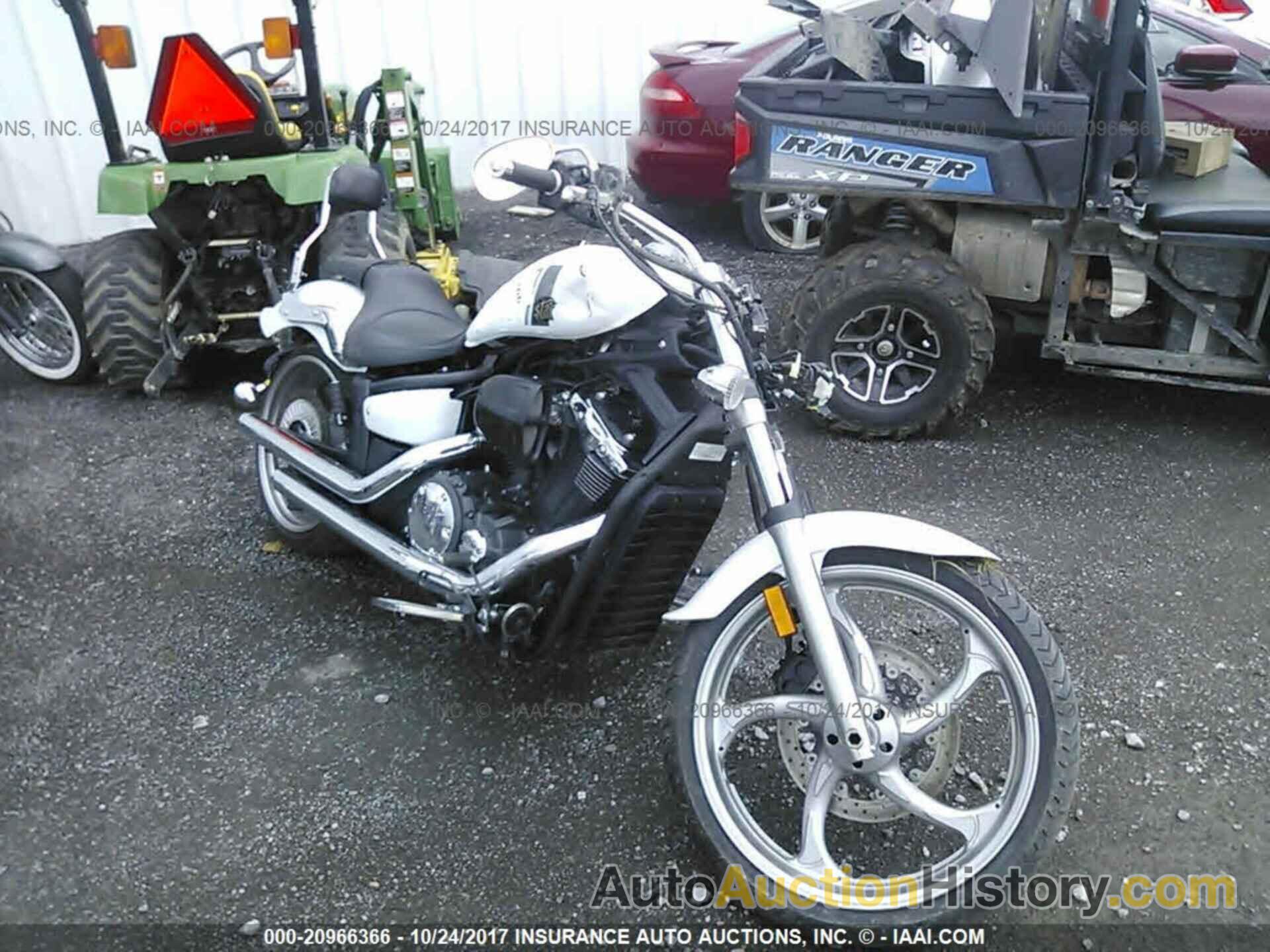 Yamaha Xvs1300, JYAVP33E4DA008303