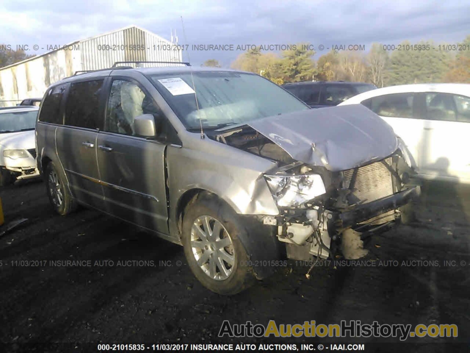 Chrysler Town and country, 2C4RC1BG3DR706180