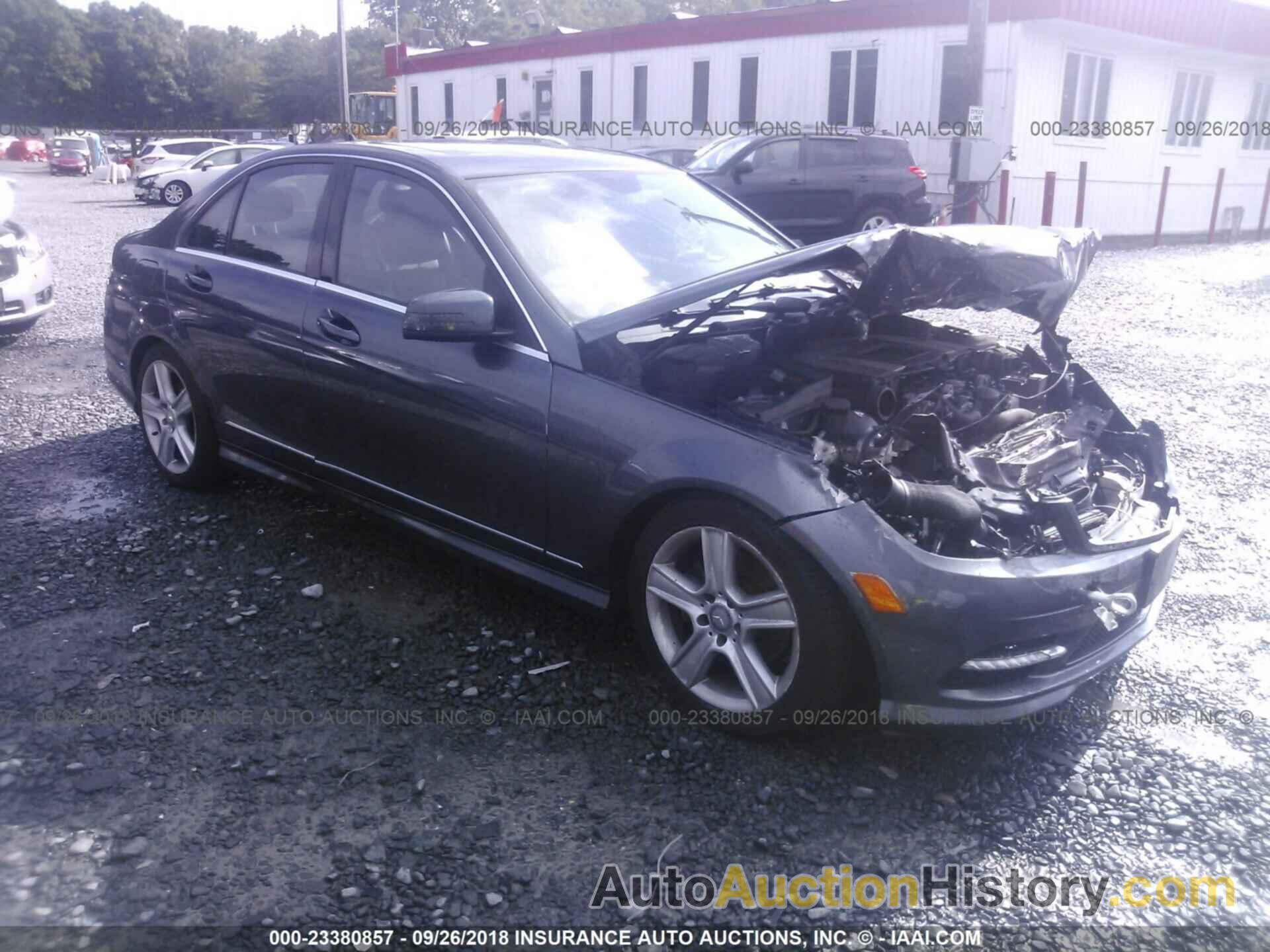 MERCEDES-BENZ C 300 4MATIC, WDDGF8BB1BR162685