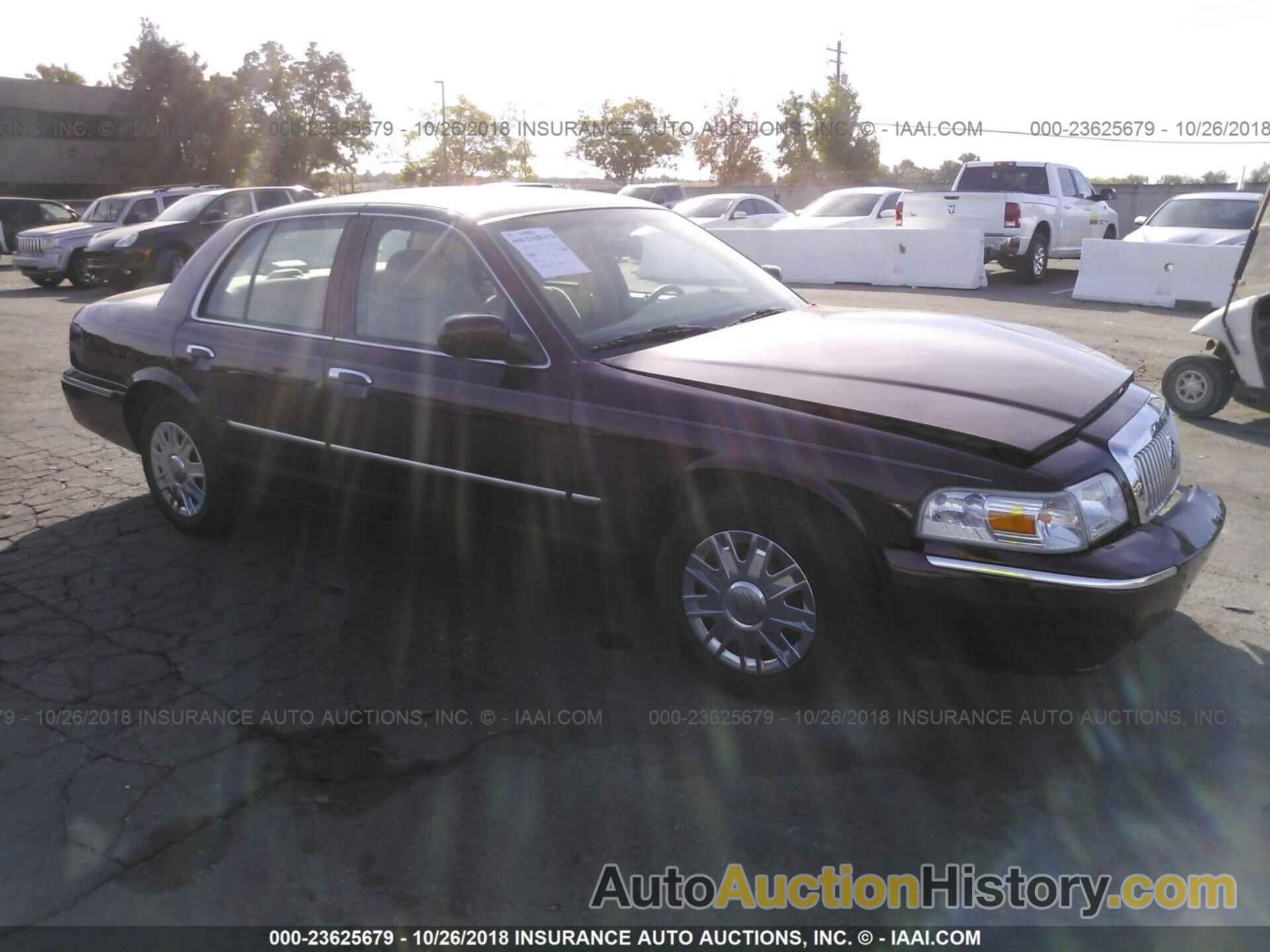 MERCURY GRAND MARQUIS GS, 2MEFM74V67X627437