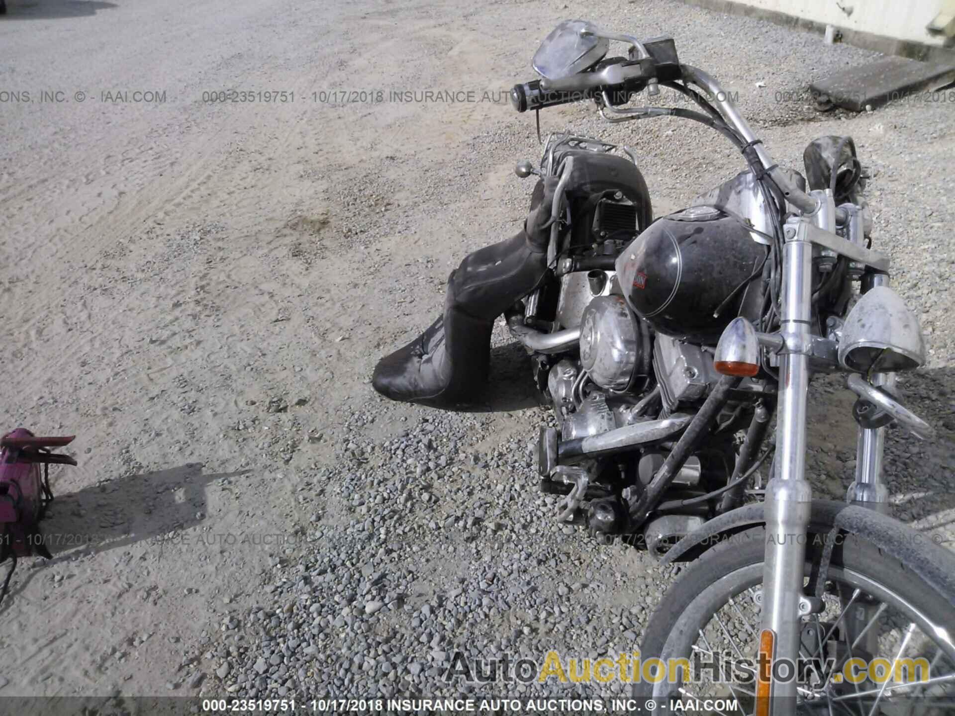 2007 HARLEY-DAVIDSON FXST, 1HD1JL5107Y062352