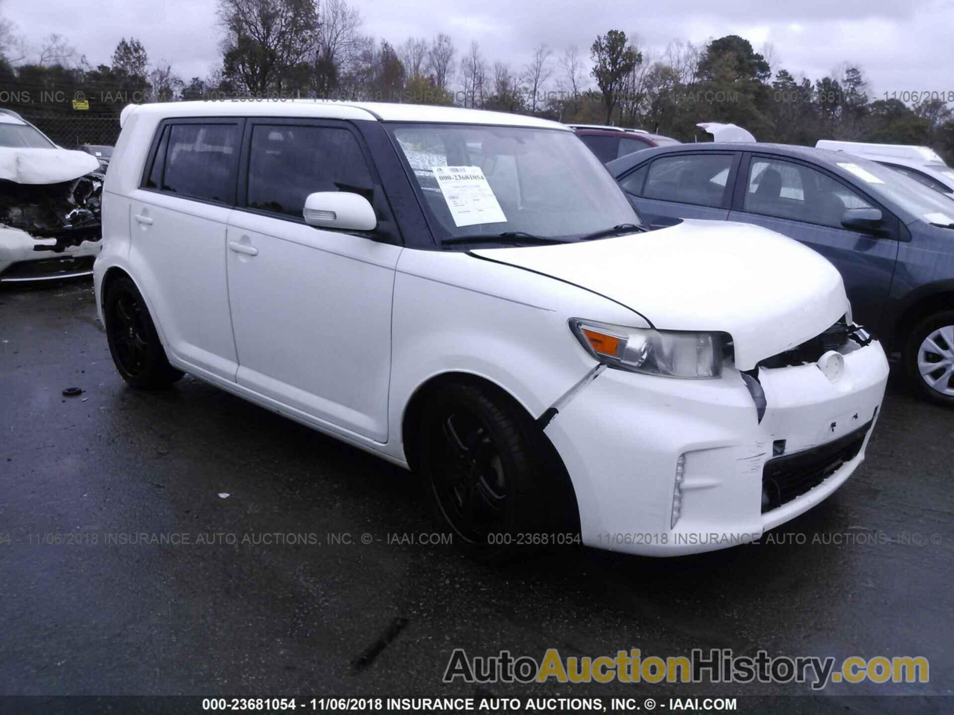 2013 TOYOTA SCION XB, JTLZE4FE8DJ034386