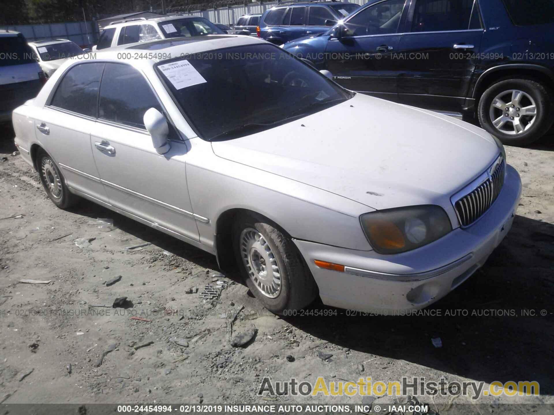 2001 HYUNDAI XG, KMHFU45D91A088457