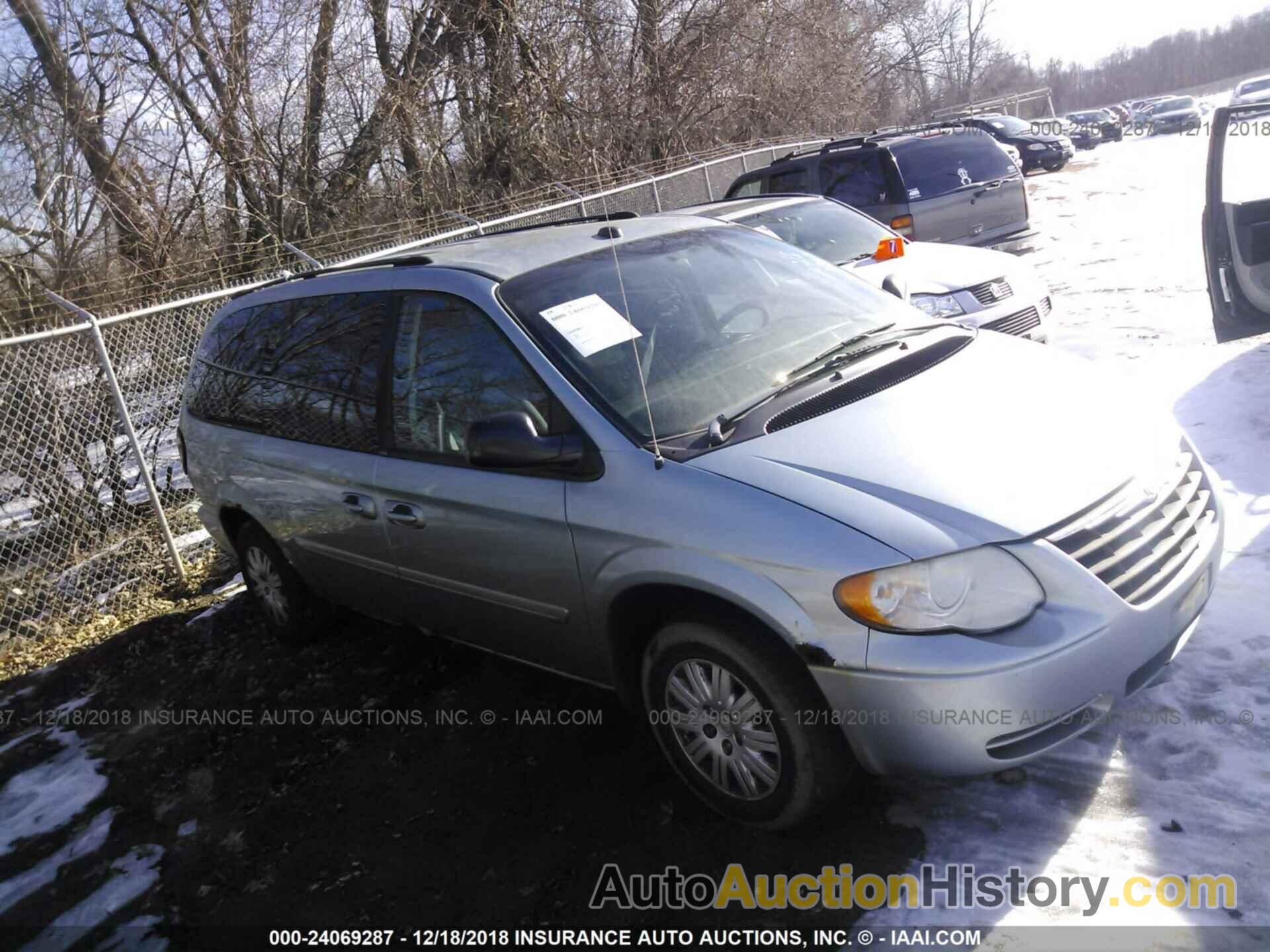 2005 CHRYSLER TOWN and COUNTR, 2C4GP44R55R519231