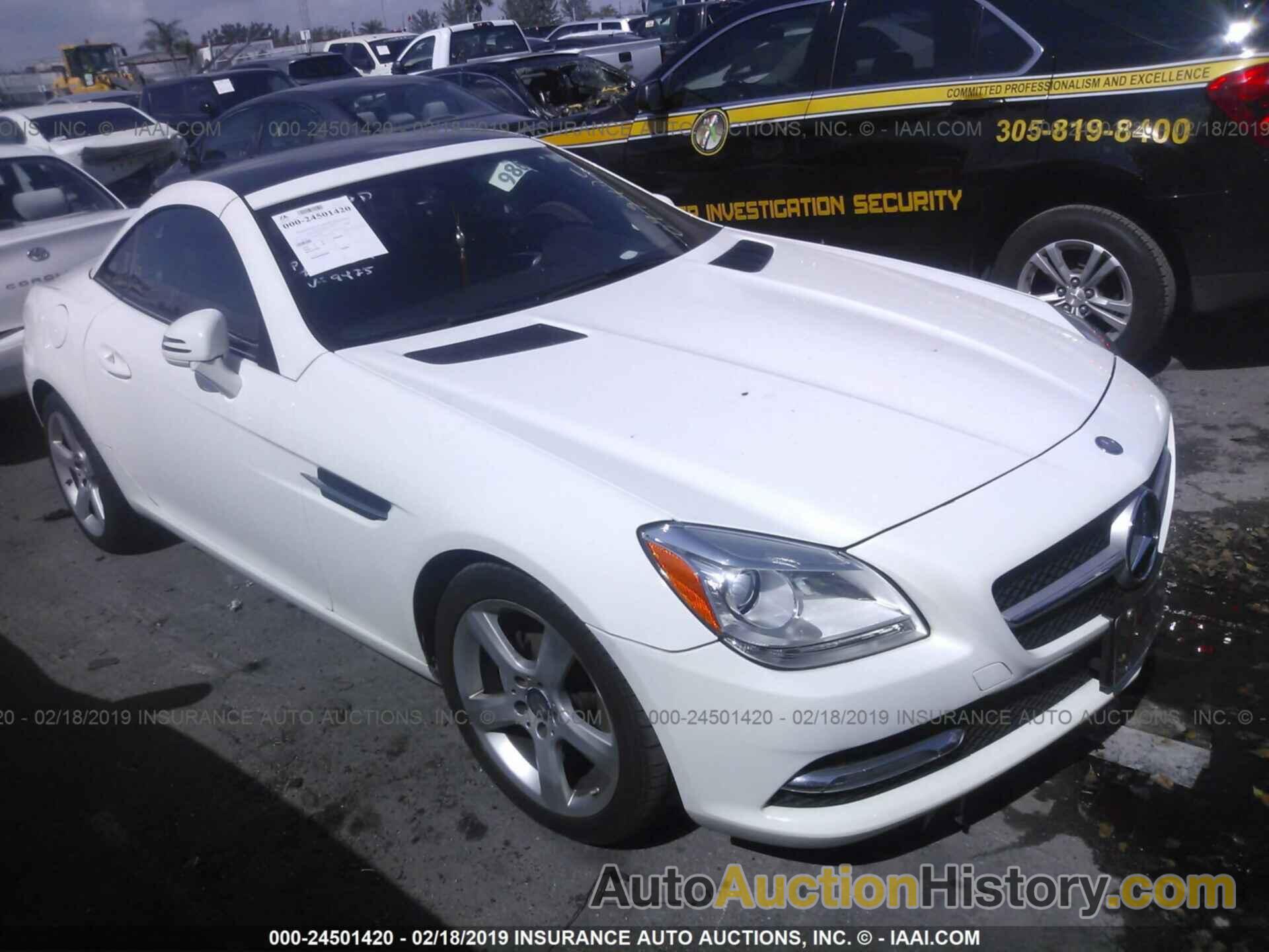 MERCEDES-BENZ SLK 250, WDDPK4HA0FF099475