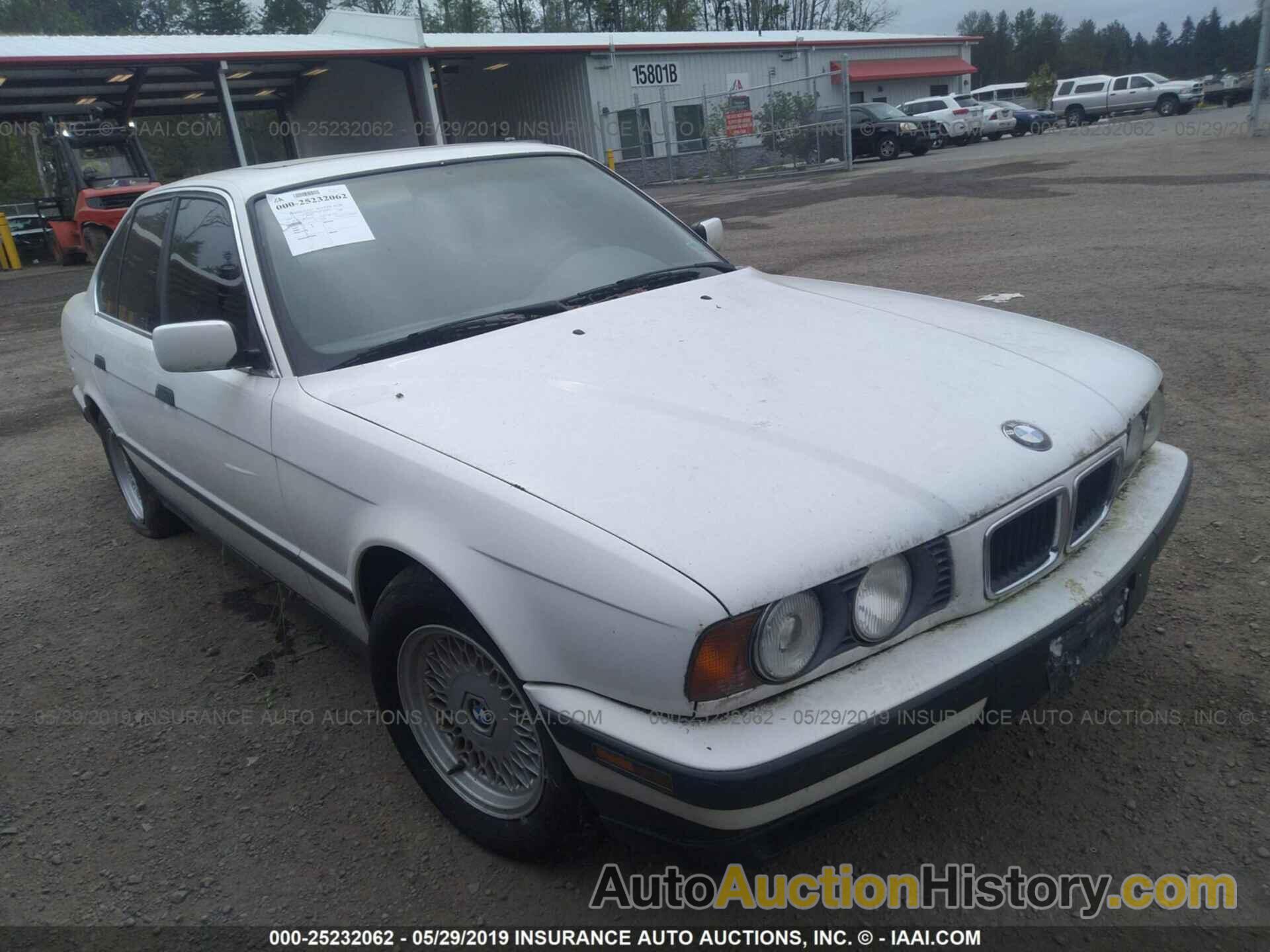 BMW 540, WBAHE6319RGF26188