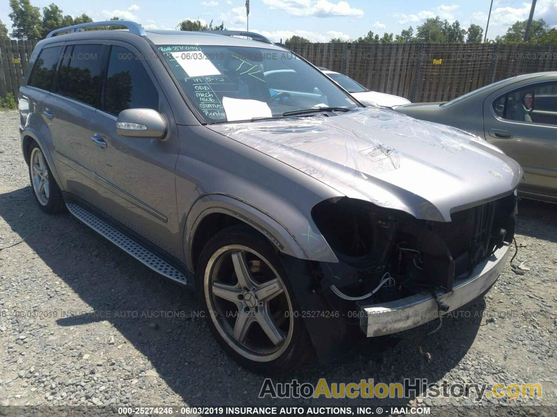 MERCEDES-BENZ GL 550 4MATIC, 4JGBF86EX8A328052