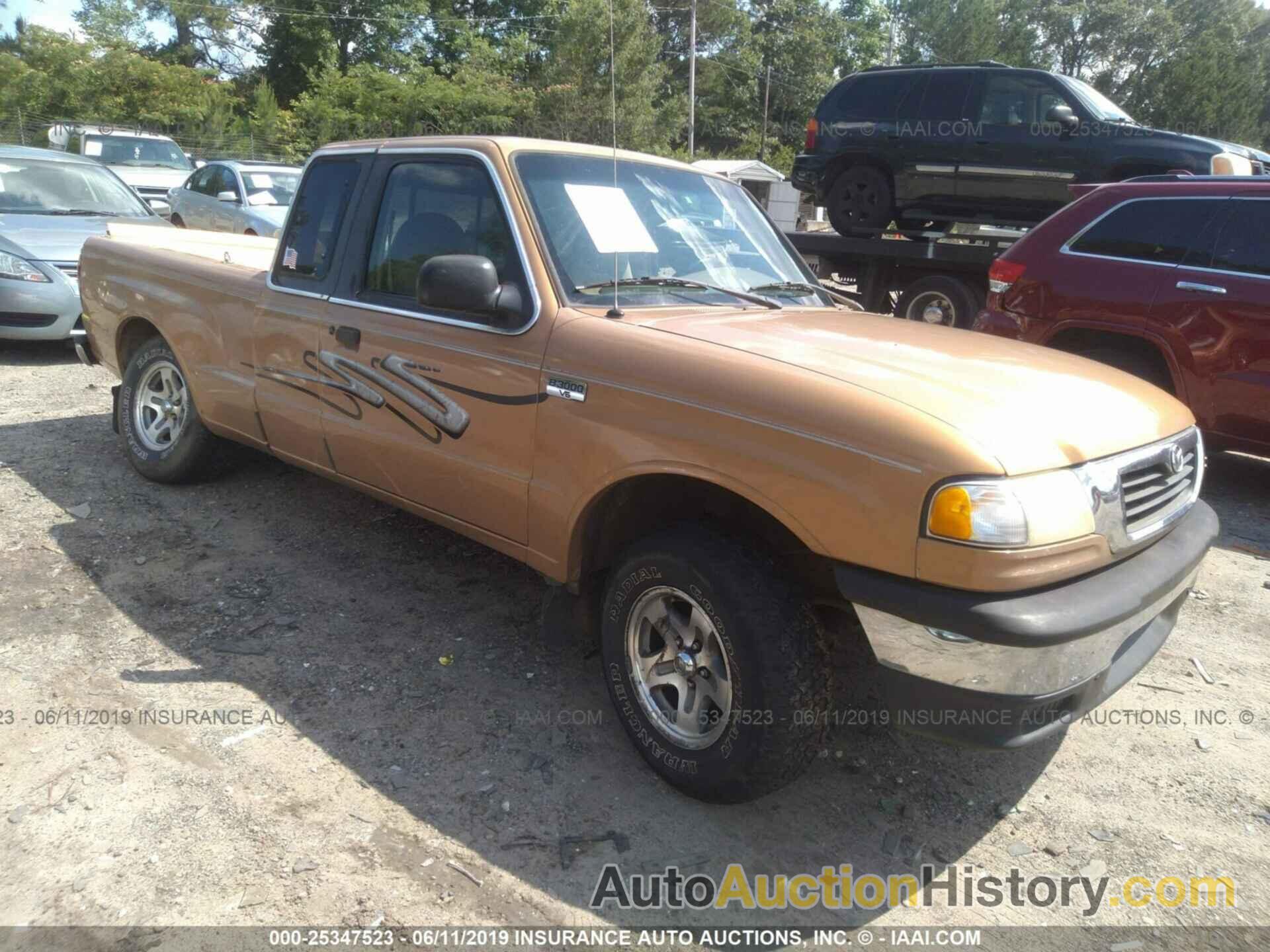 MAZDA B3000 CAB PLUS, 4F4YR16V3XTM02208