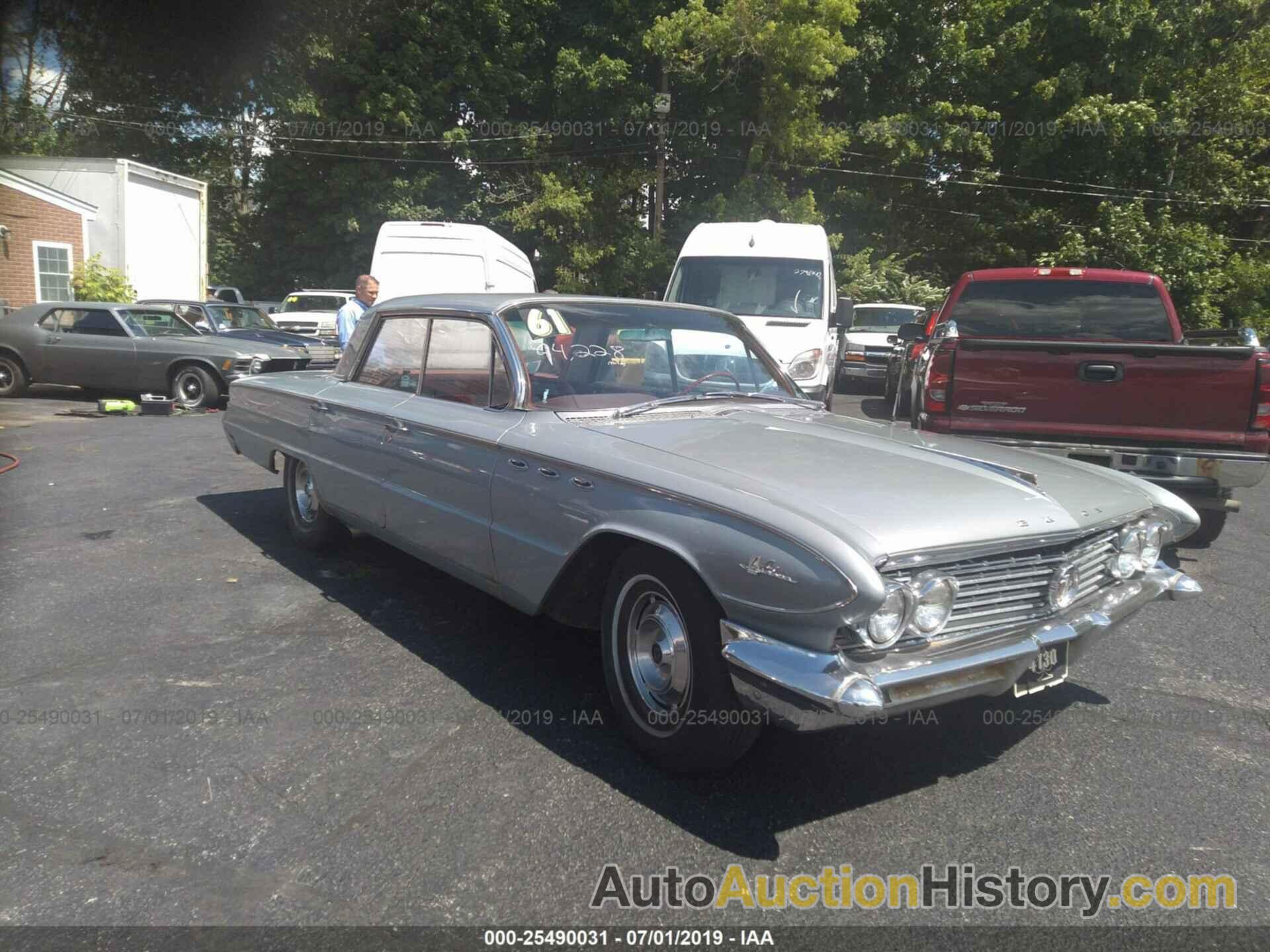 BUICK LESABRE, 4H1060896