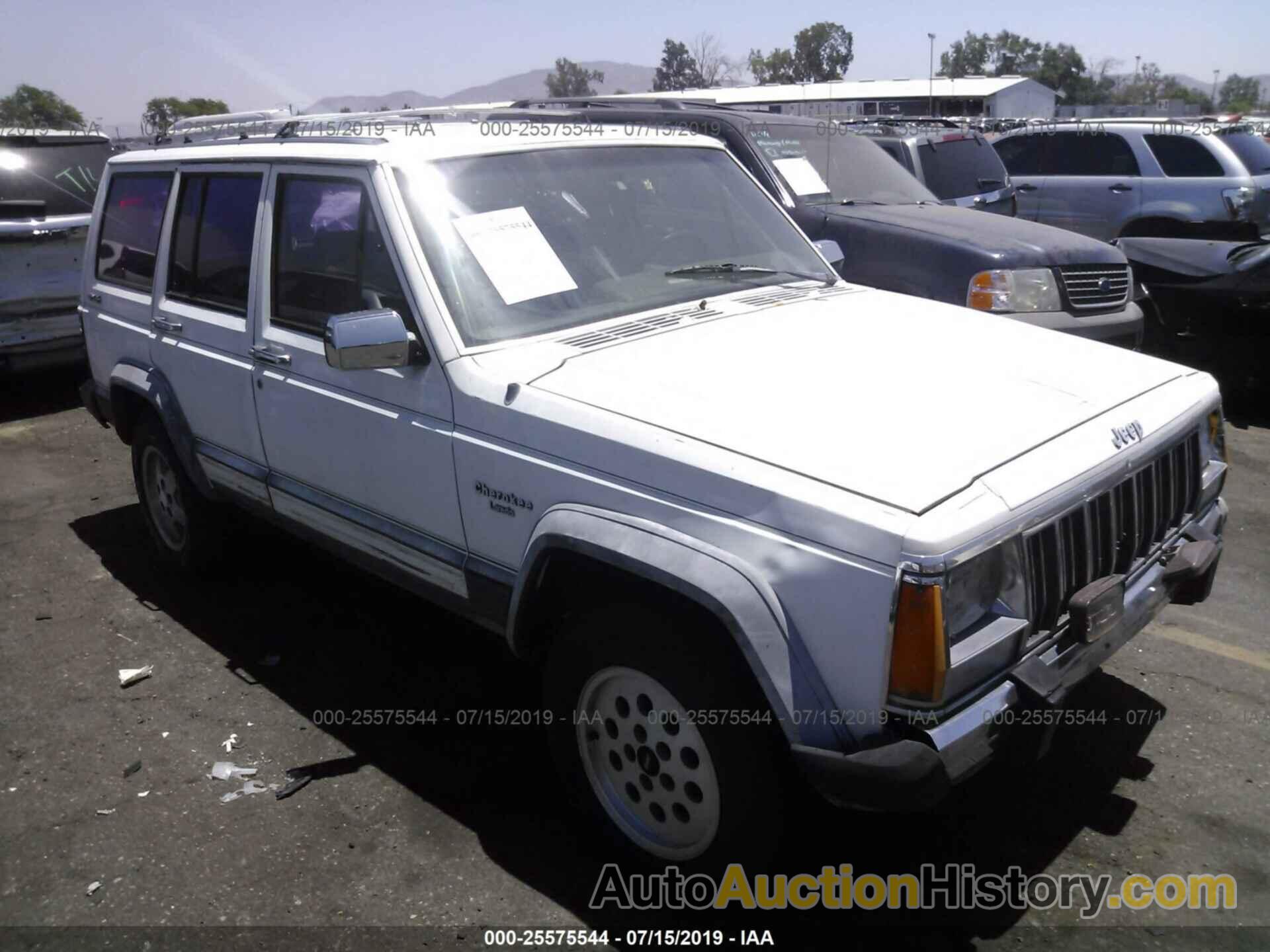 JEEP CHEROKEE LAREDO, 1J4FJ58L0KL484315