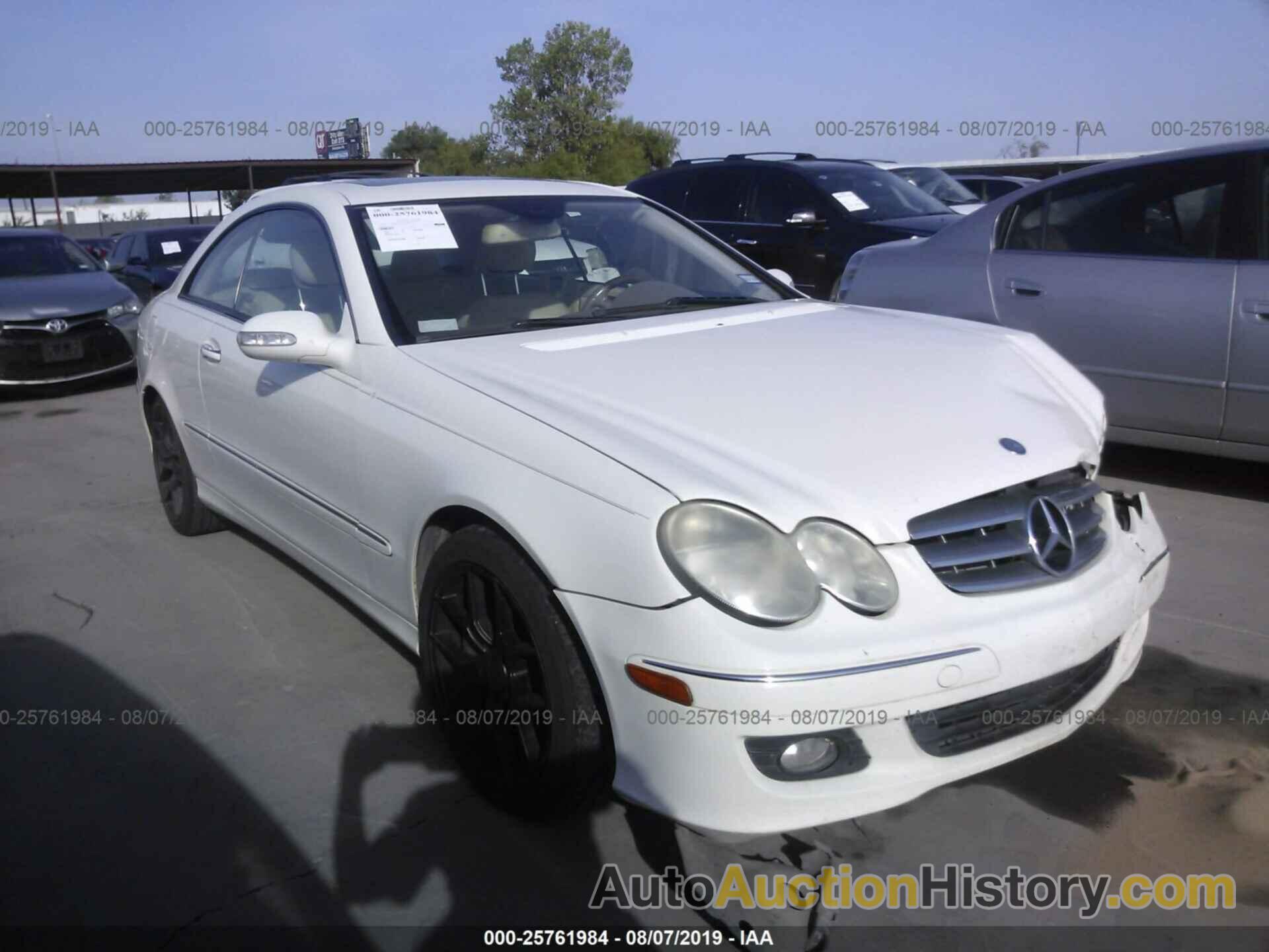 MERCEDES-BENZ CLK 350, WDBTJ56H78F235121