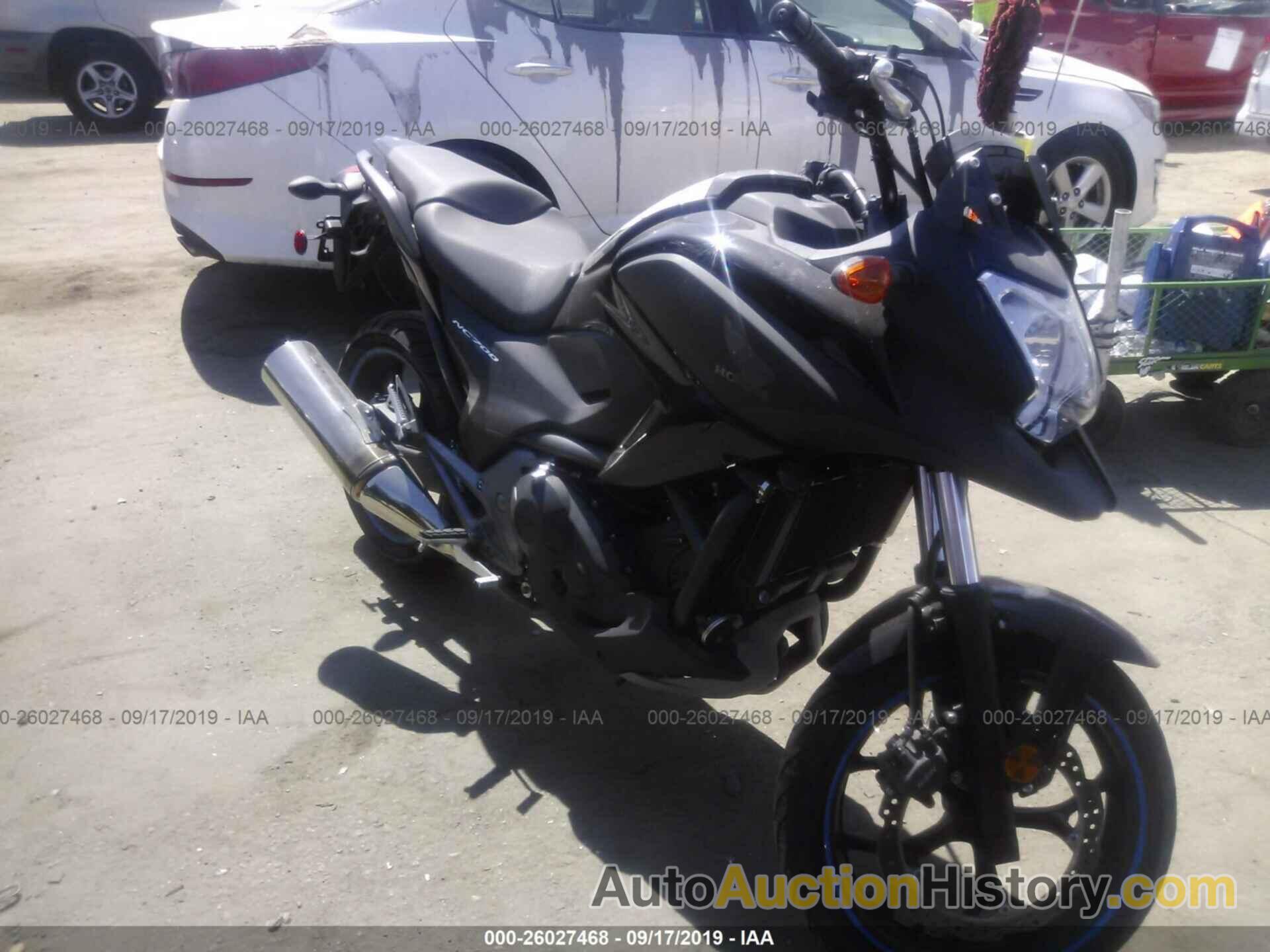 HONDA NC700X, JH2RC6304FK100359