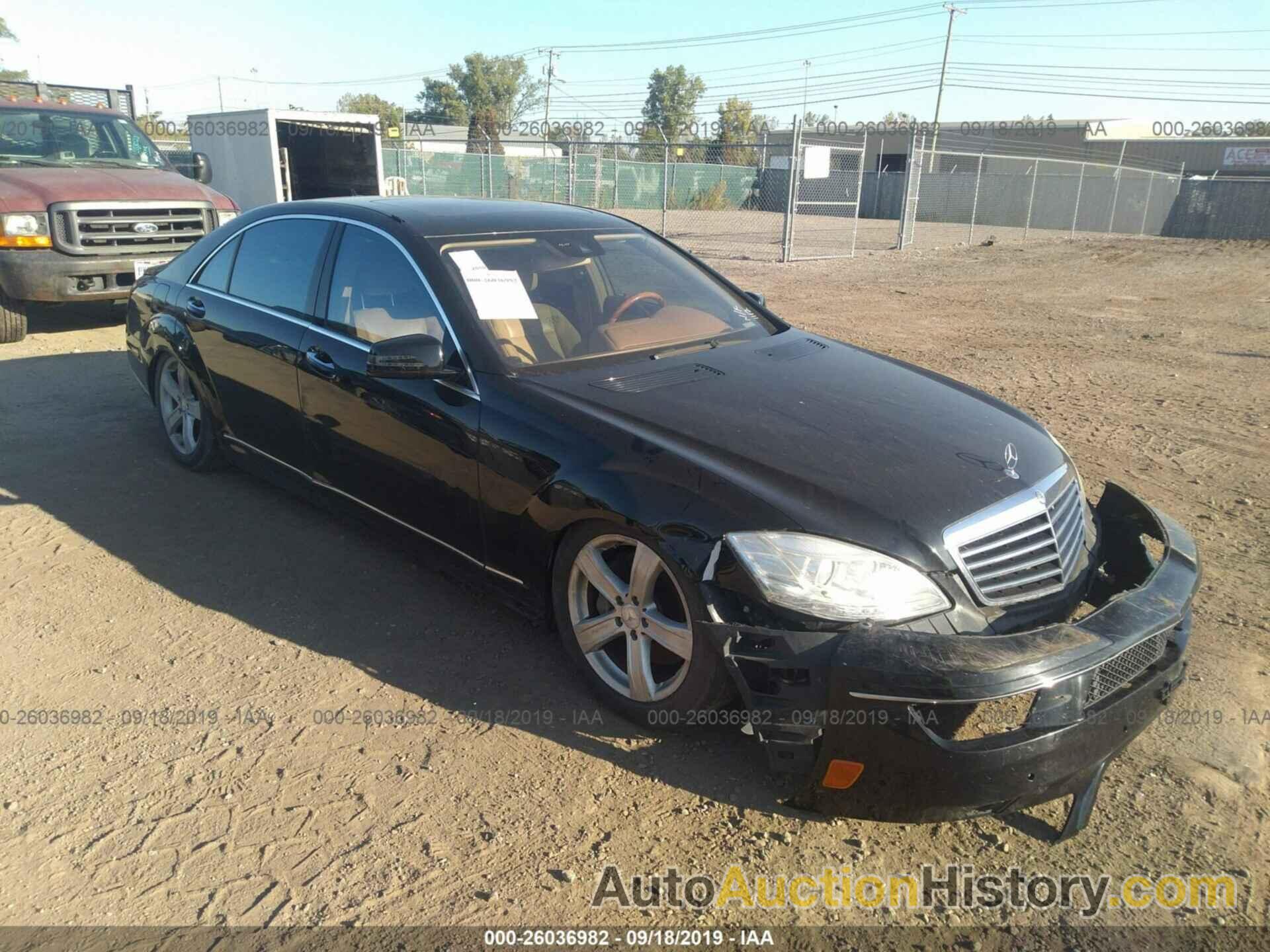 MERCEDES-BENZ S 550 4MATIC, WDDNG8GB6AA310565