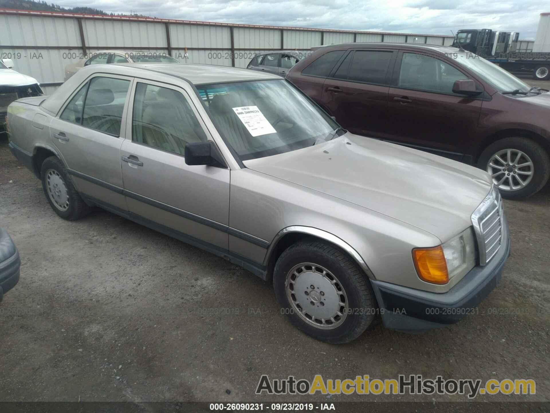 MERCEDES-BENZ 260 E, WDBEA26D8JA694214