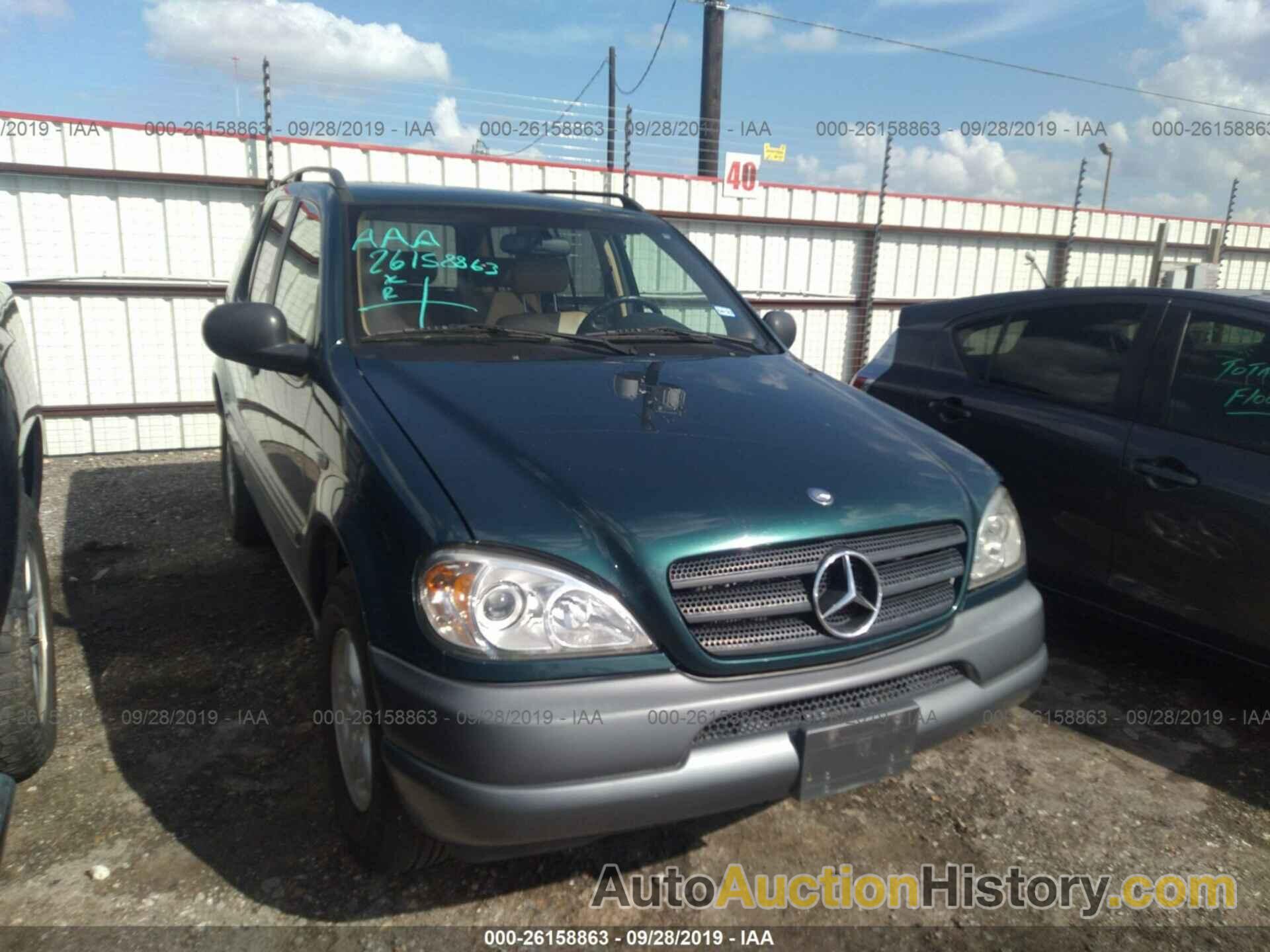 MERCEDES-BENZ ML 320, 4JGAB54EXWA013113