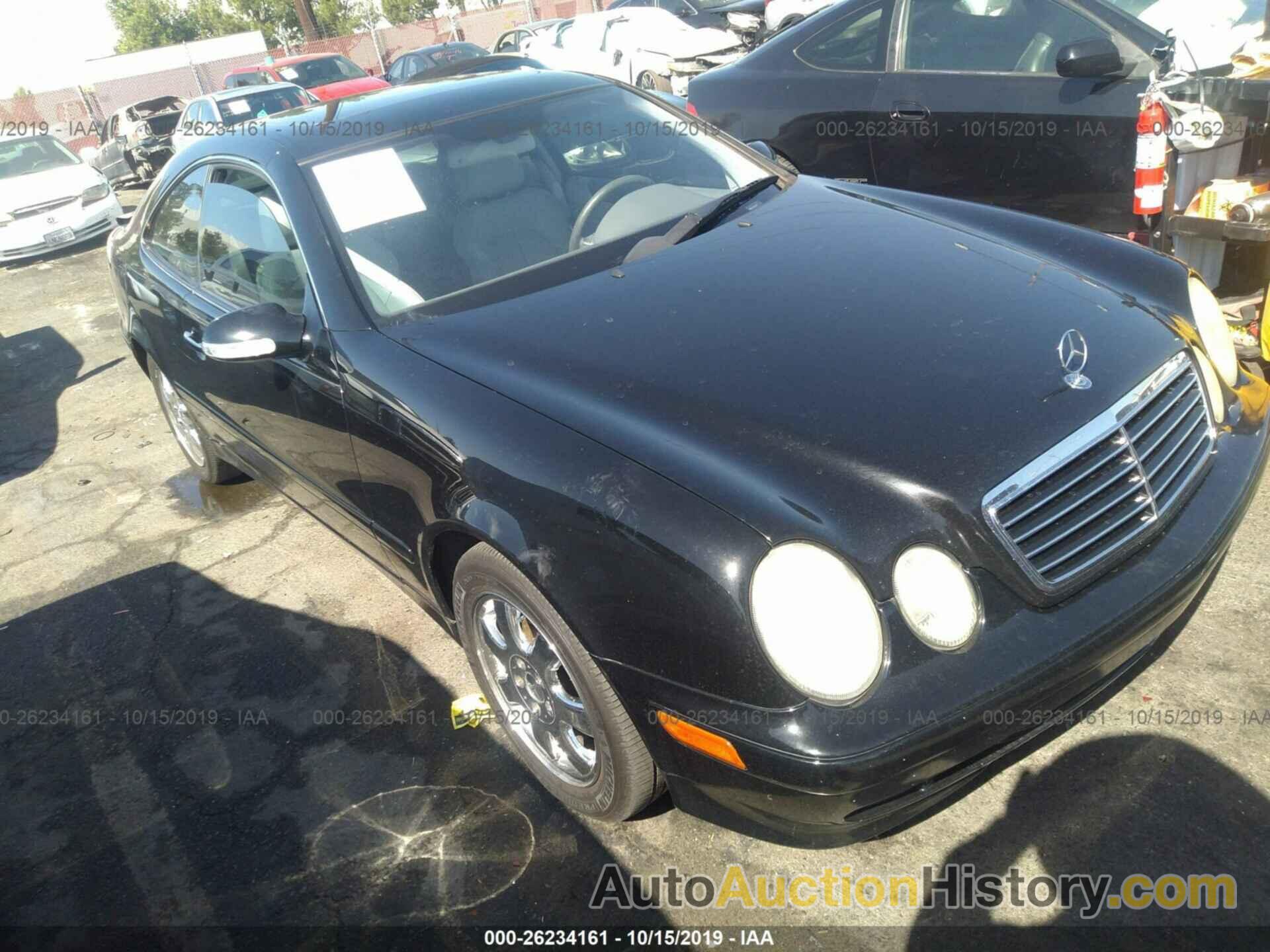 MERCEDES-BENZ CLK 320, WDBLJ65G02T126331