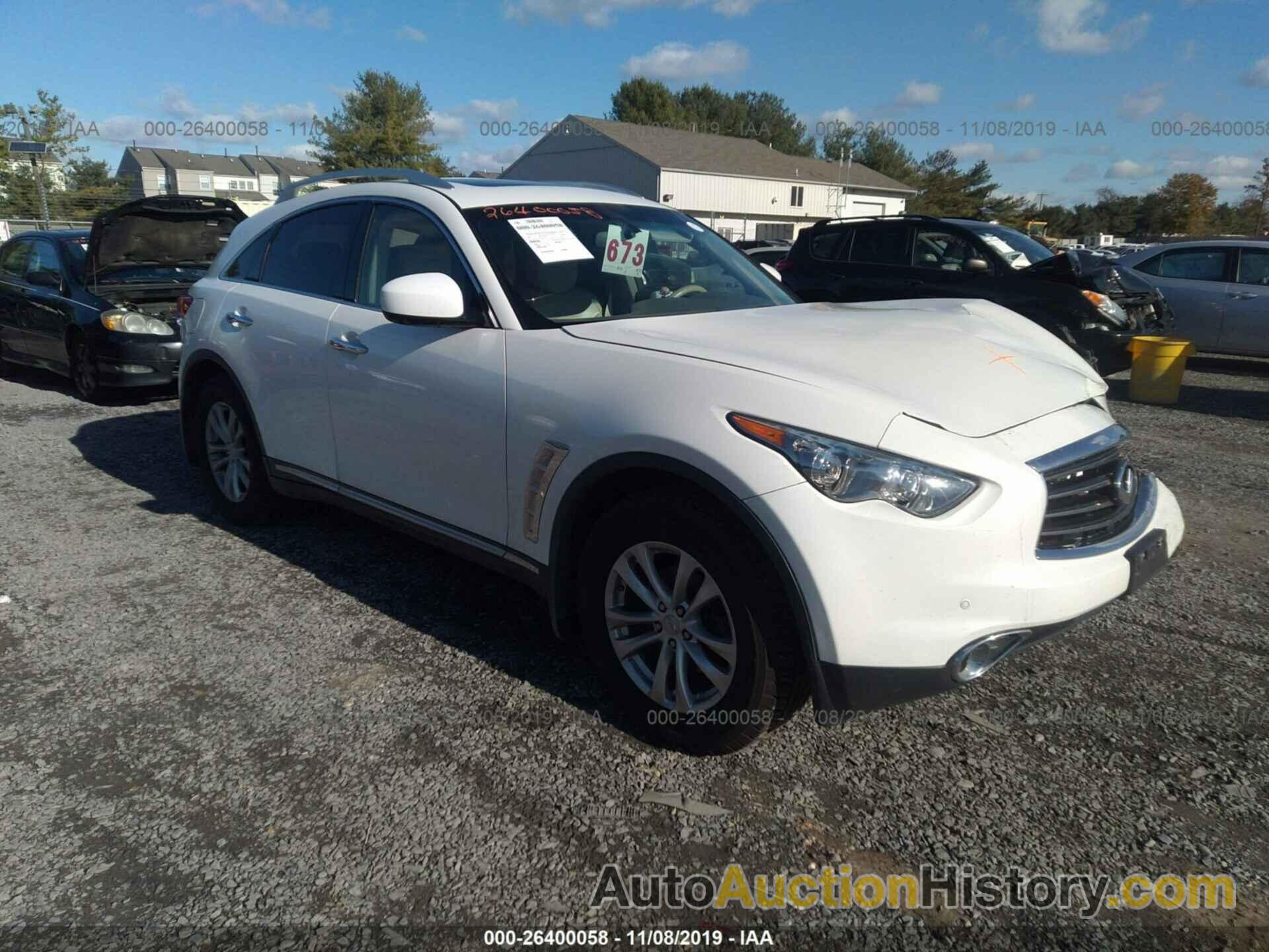 Infiniti FX35, JN8AS1MW4CM152531