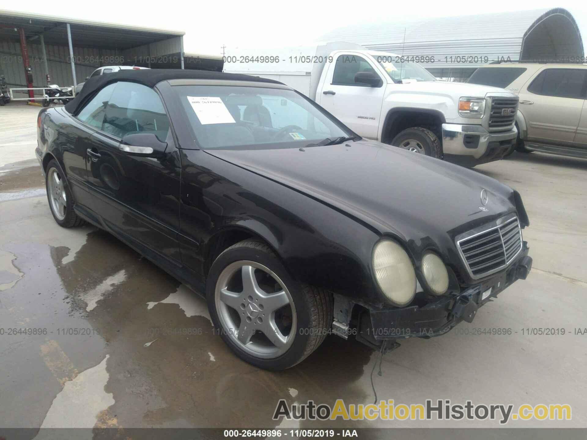 MERCEDES-BENZ CLK 430, WDBLK70G33T139005