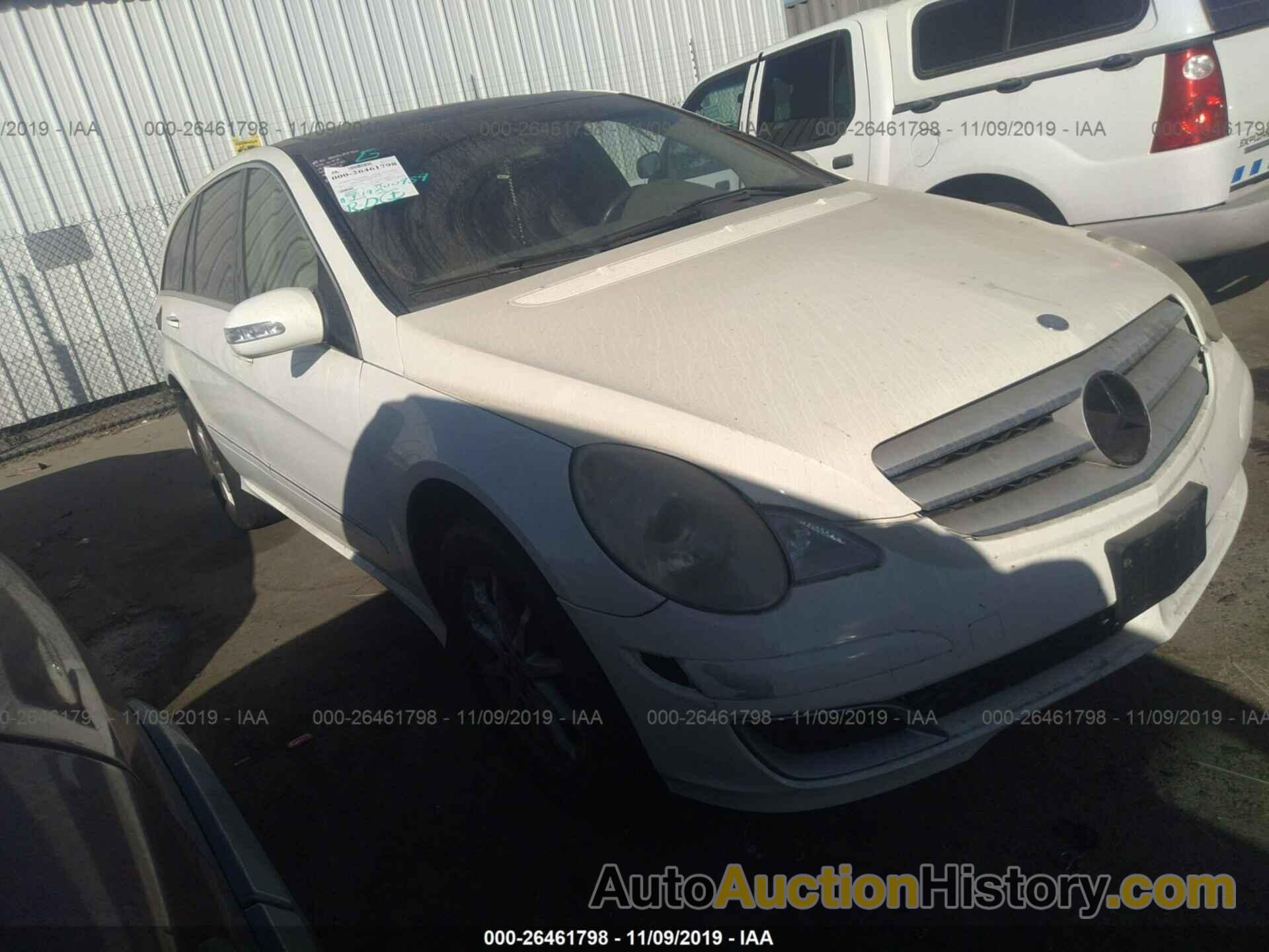 MERCEDES-BENZ R 350, 4JGCB65EX7A051200