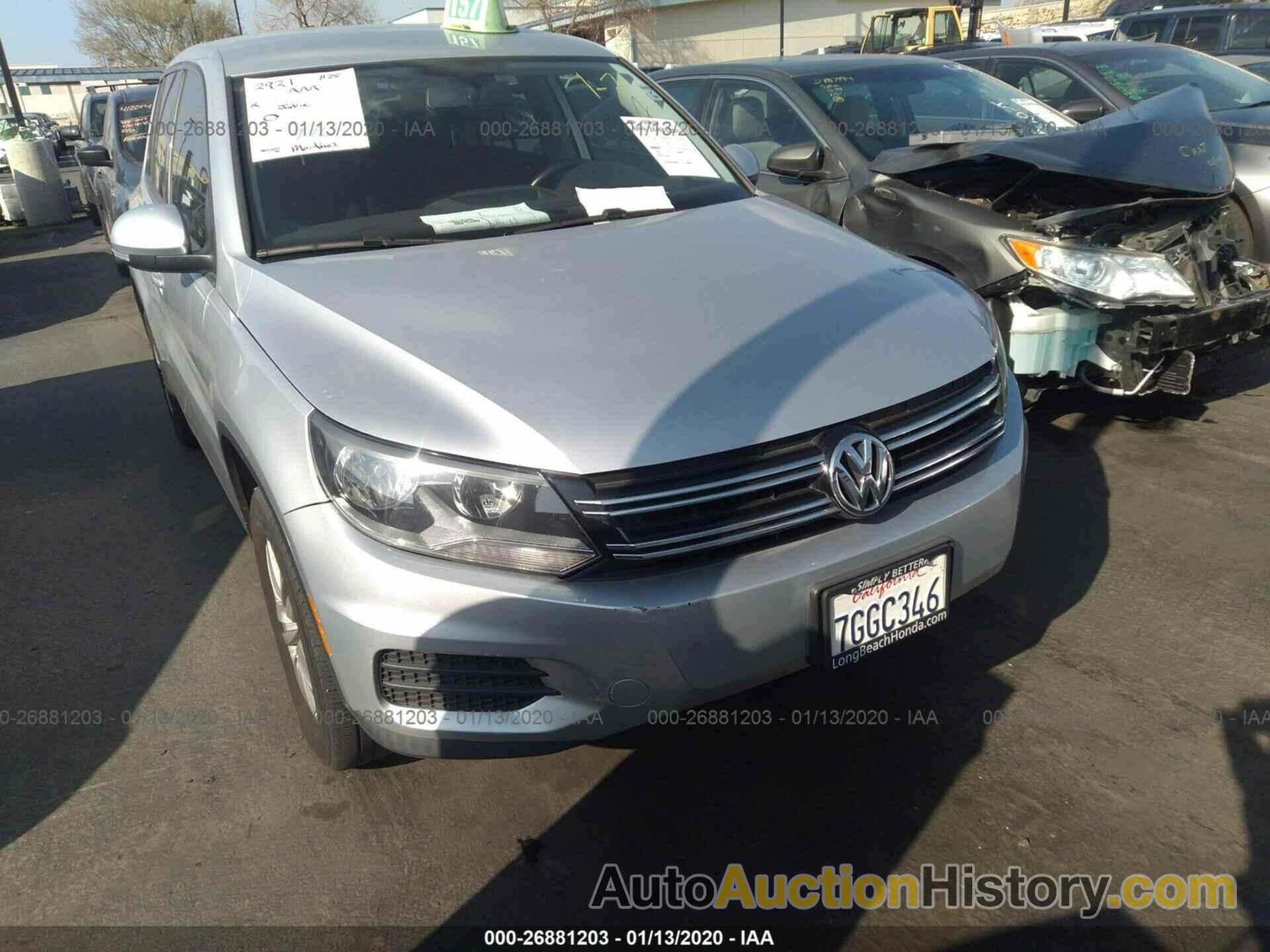 VOLKSWAGEN TIGUAN S/SE/SEL/R-LINE, WVGAV3AX3EW573669