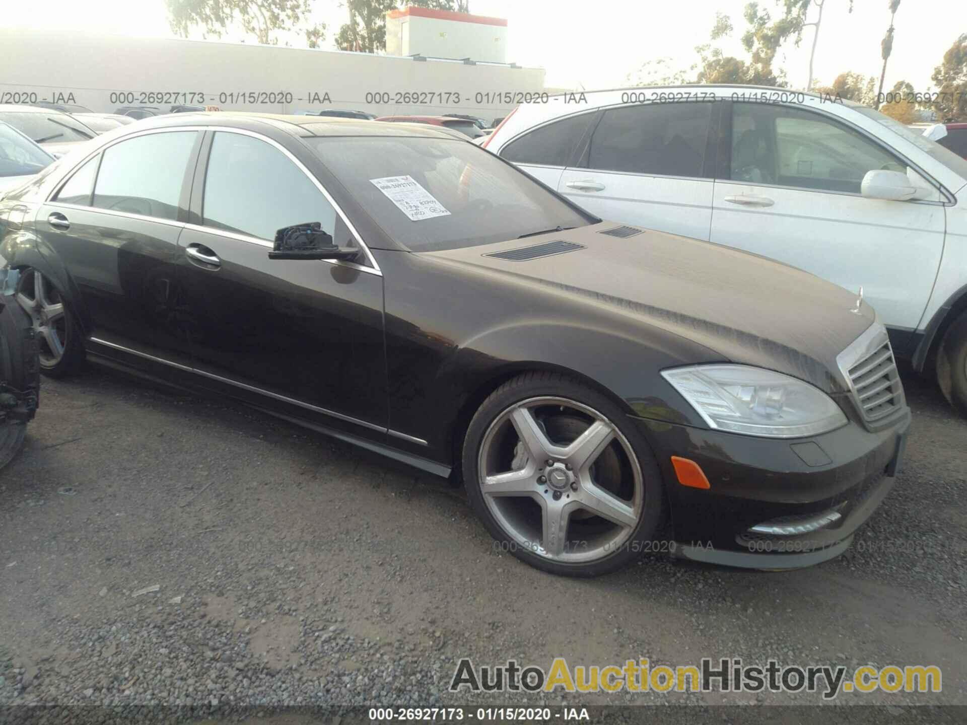 MERCEDES-BENZ S 550, WDDNG7DB7DA520028