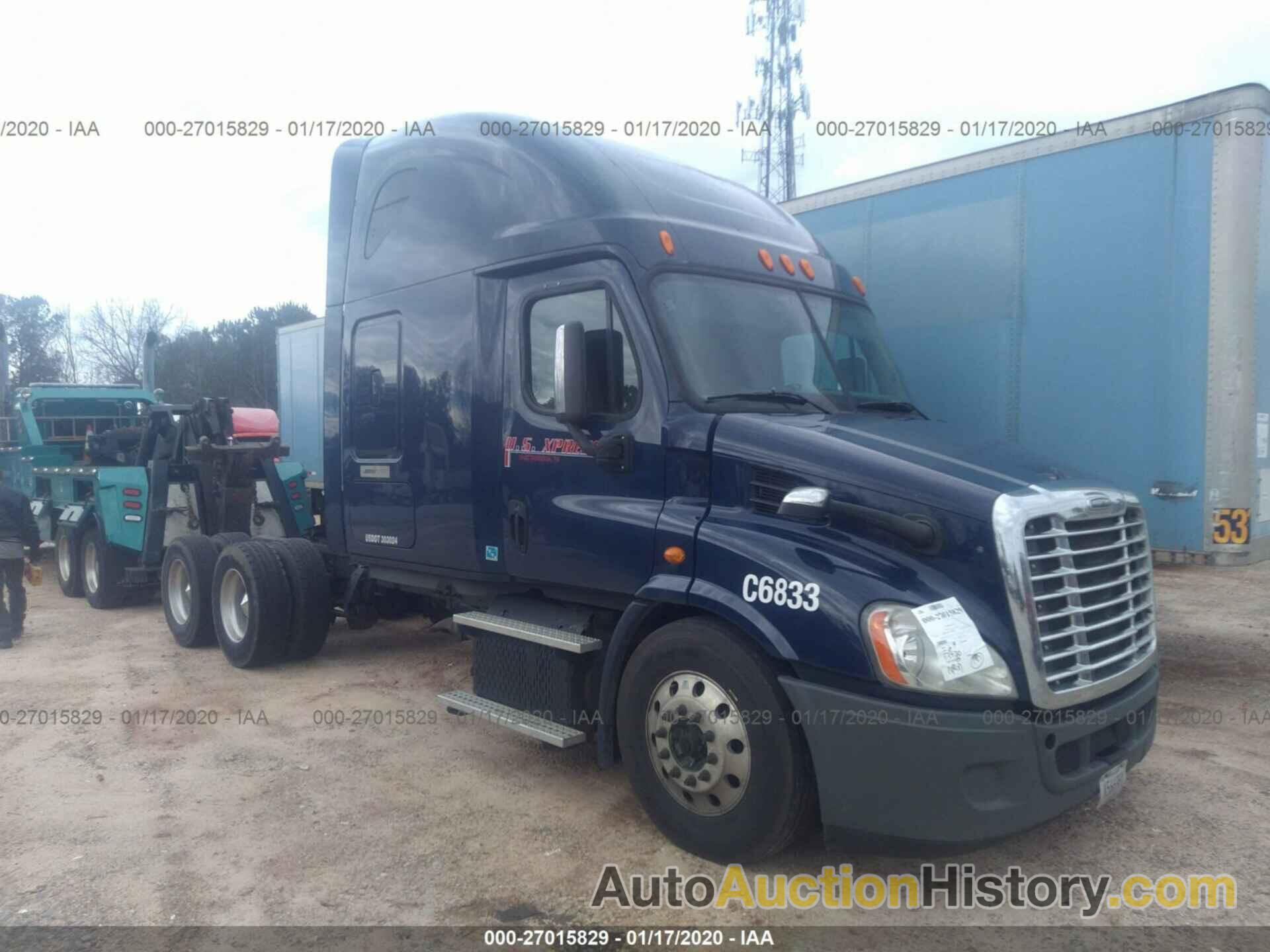 FREIGHTLINER CASCADIA 113, 3AKJGHDVXESFU9554