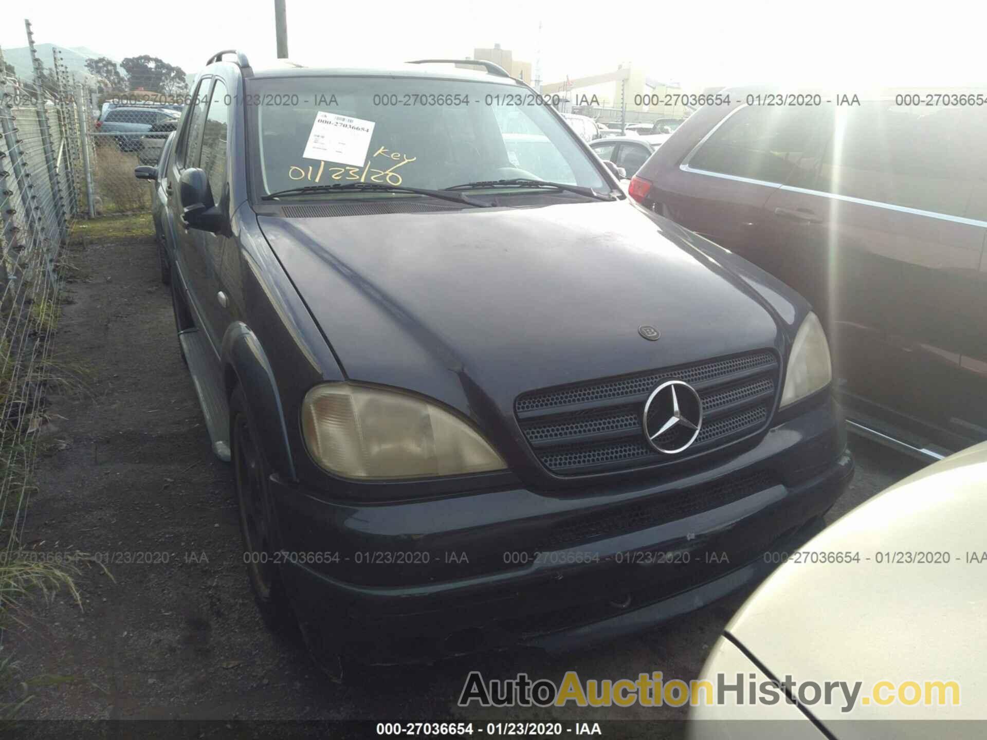 MERCEDES-BENZ ML 430, 4JGAB72E6XA102385