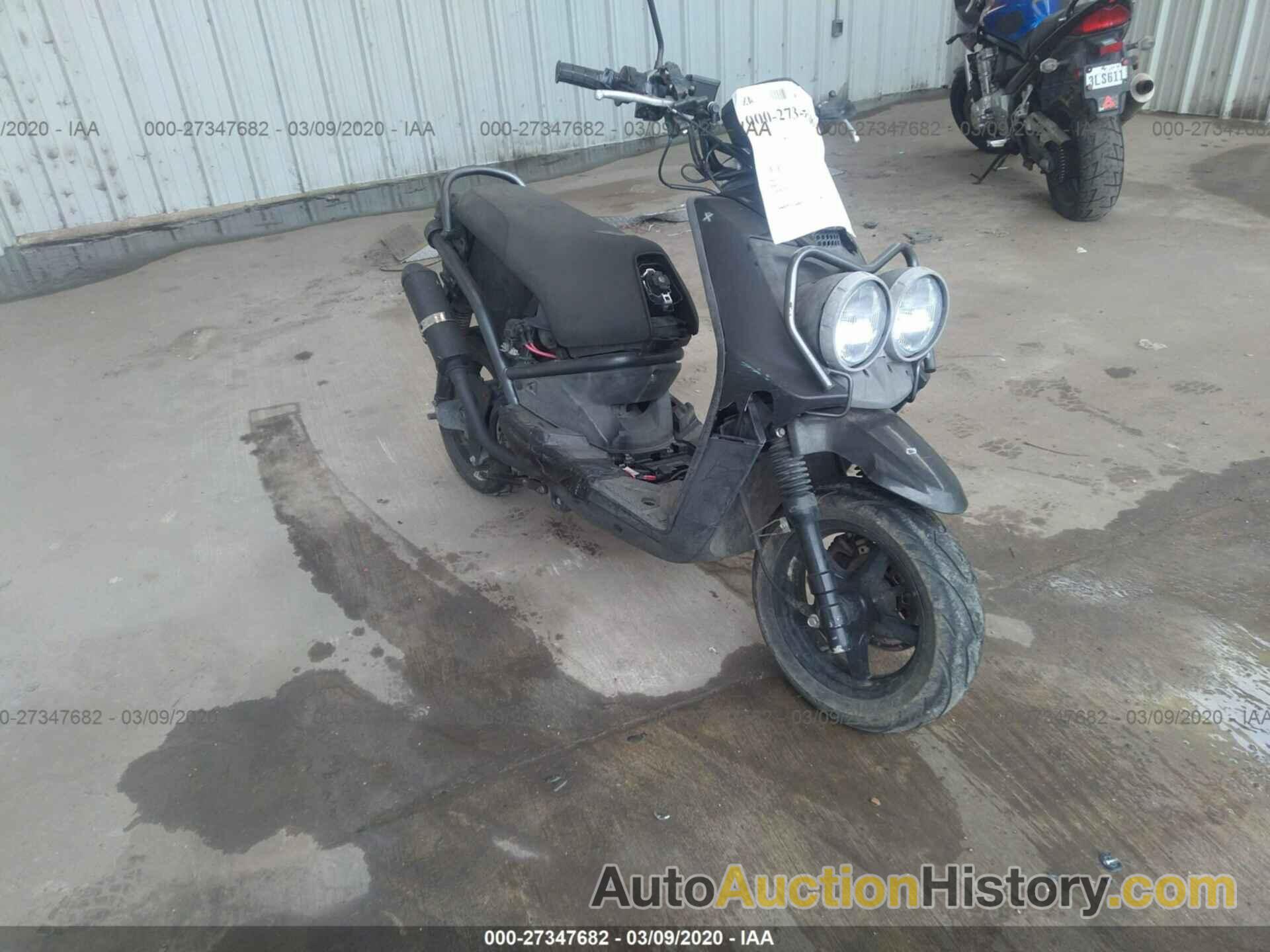 YAMAHA YW125, RKRSE48Y8DA092799