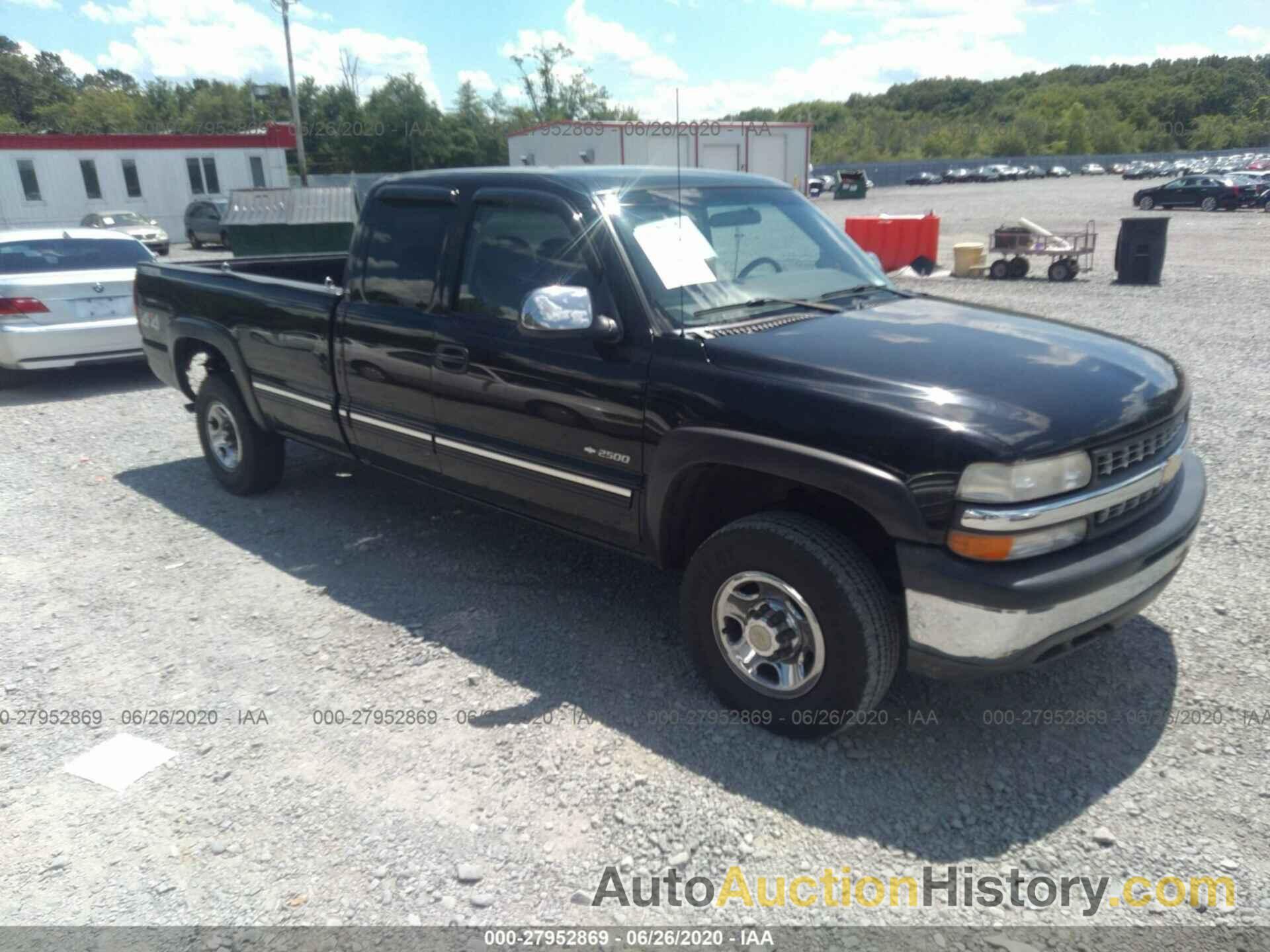 CHEVROLET 2500 LS, 1GCGK29U3YE370903