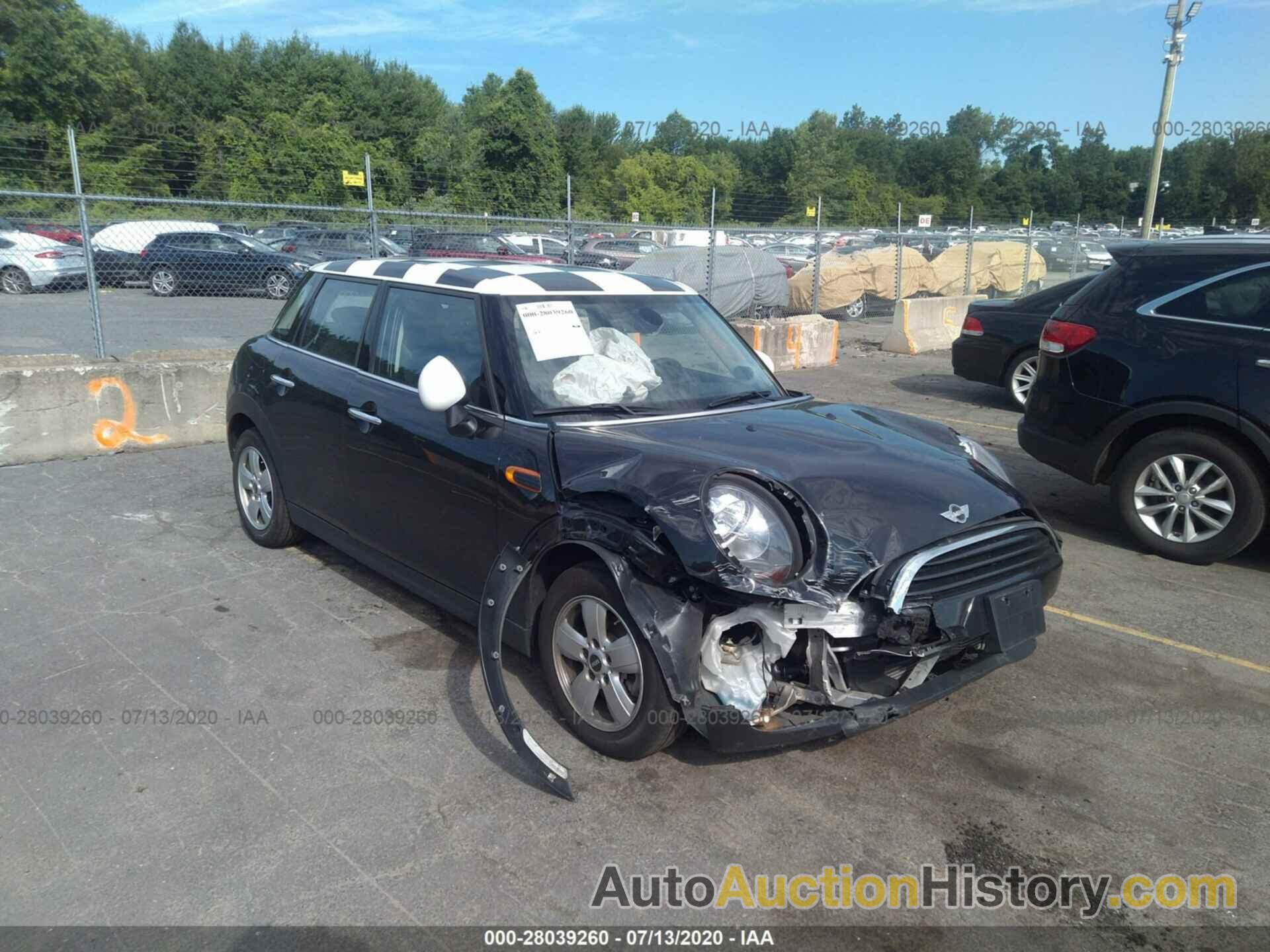 MINI HARDTOP 4 DOOR, WMWXU1C56J2F81395