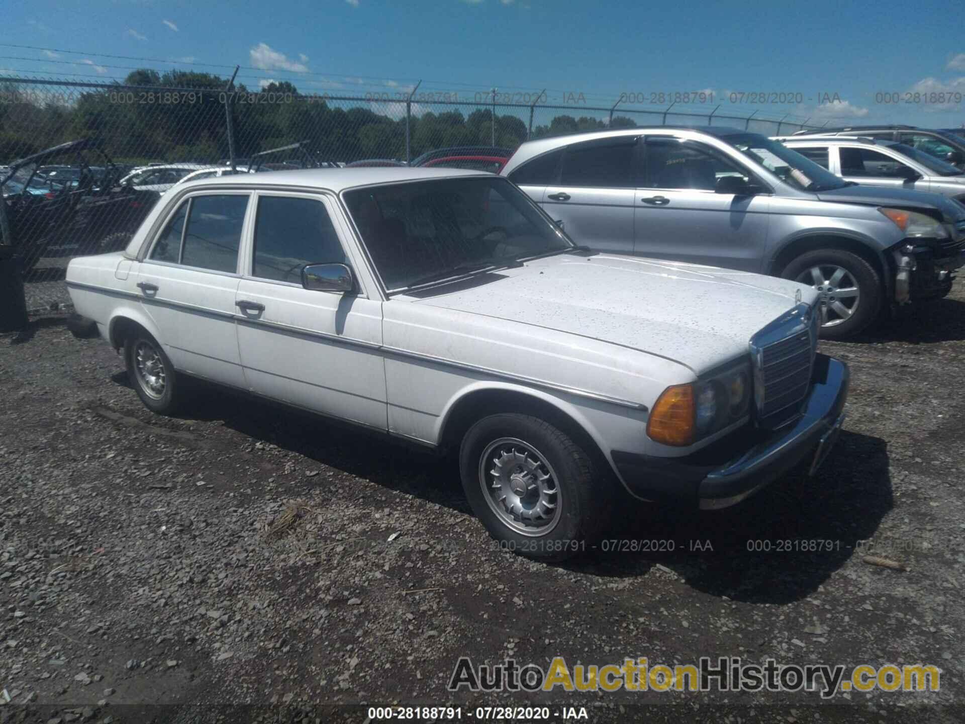 Mercedes-benz 240 D, WDBAB23A1BB262601