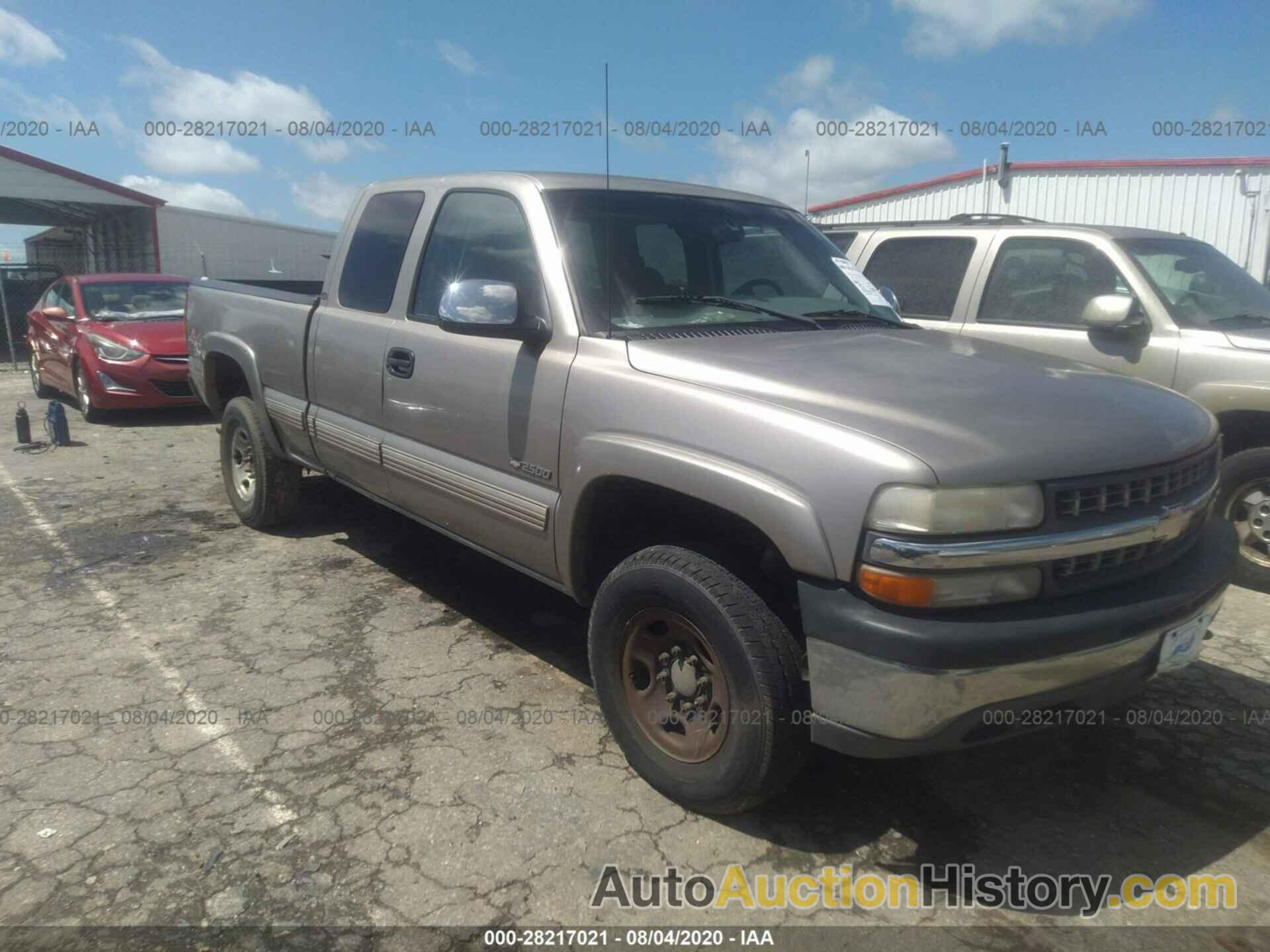 CHEVROLET 2500 LS, 1GCGK29U3YE364938