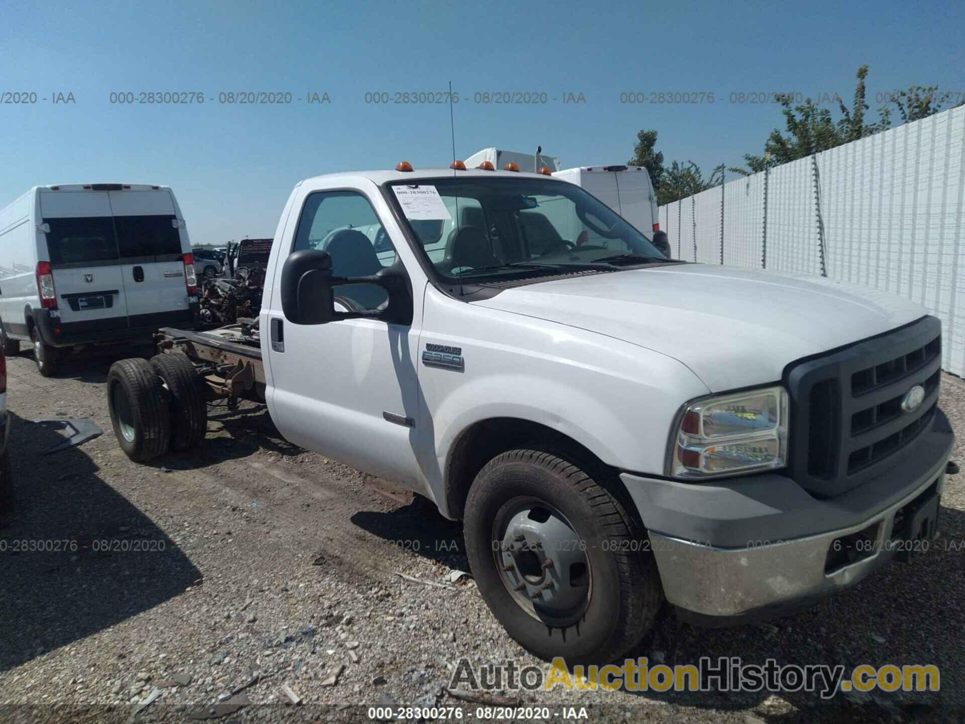 FORD SUPER DUTY F-350 DRW XL/XLT, 1FDWF36P06EB02226