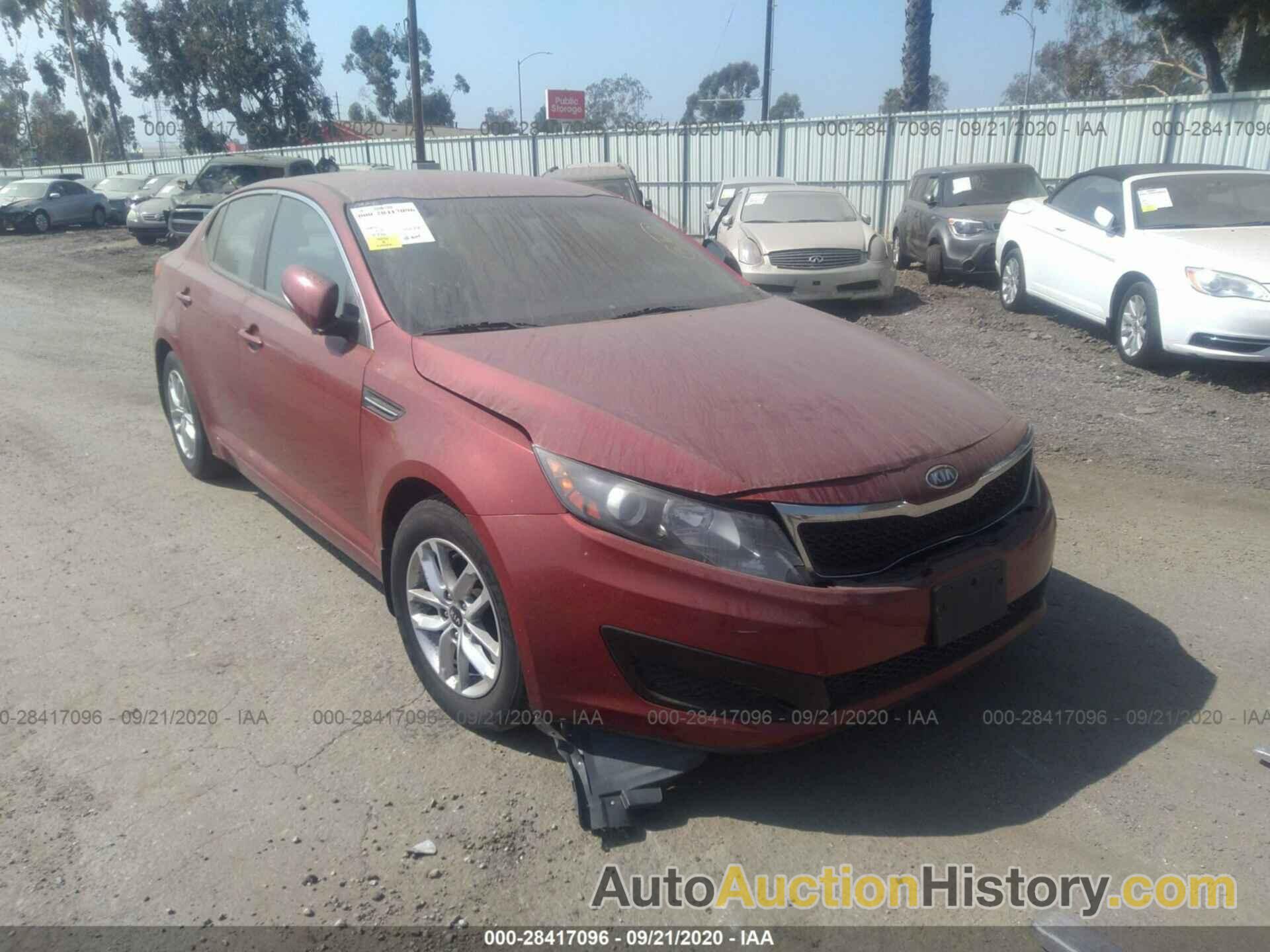 KIA OPTIMA LX, KNAGM4A72B5073198