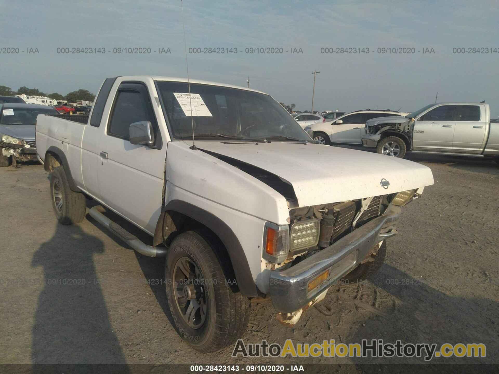 NISSAN TRUCKS 4WD XE/SE, 1N6SD16Y8VC389232