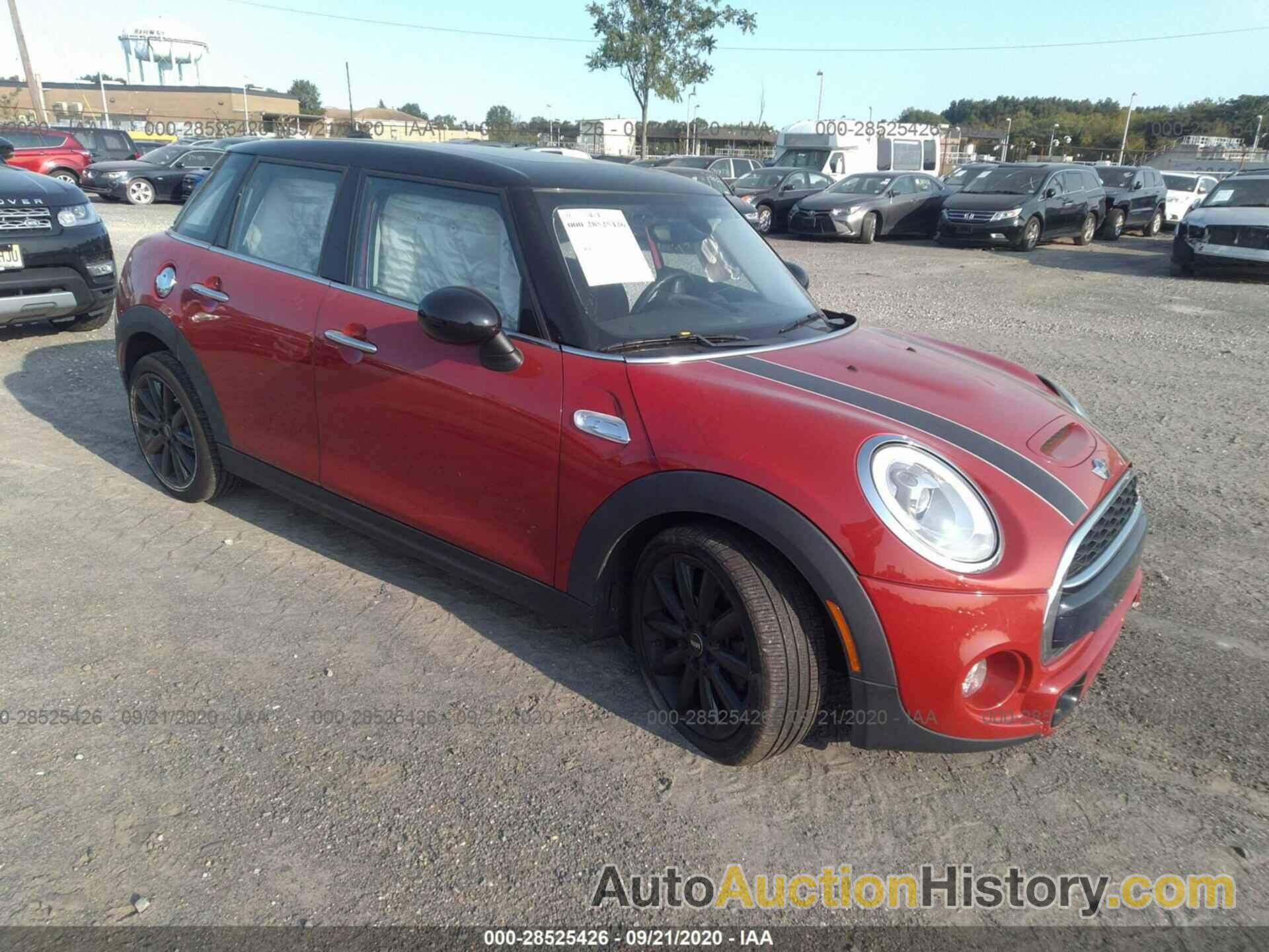 MINI COOPER HARDTOP 4 DOOR S, WMWXU3C59FT892295