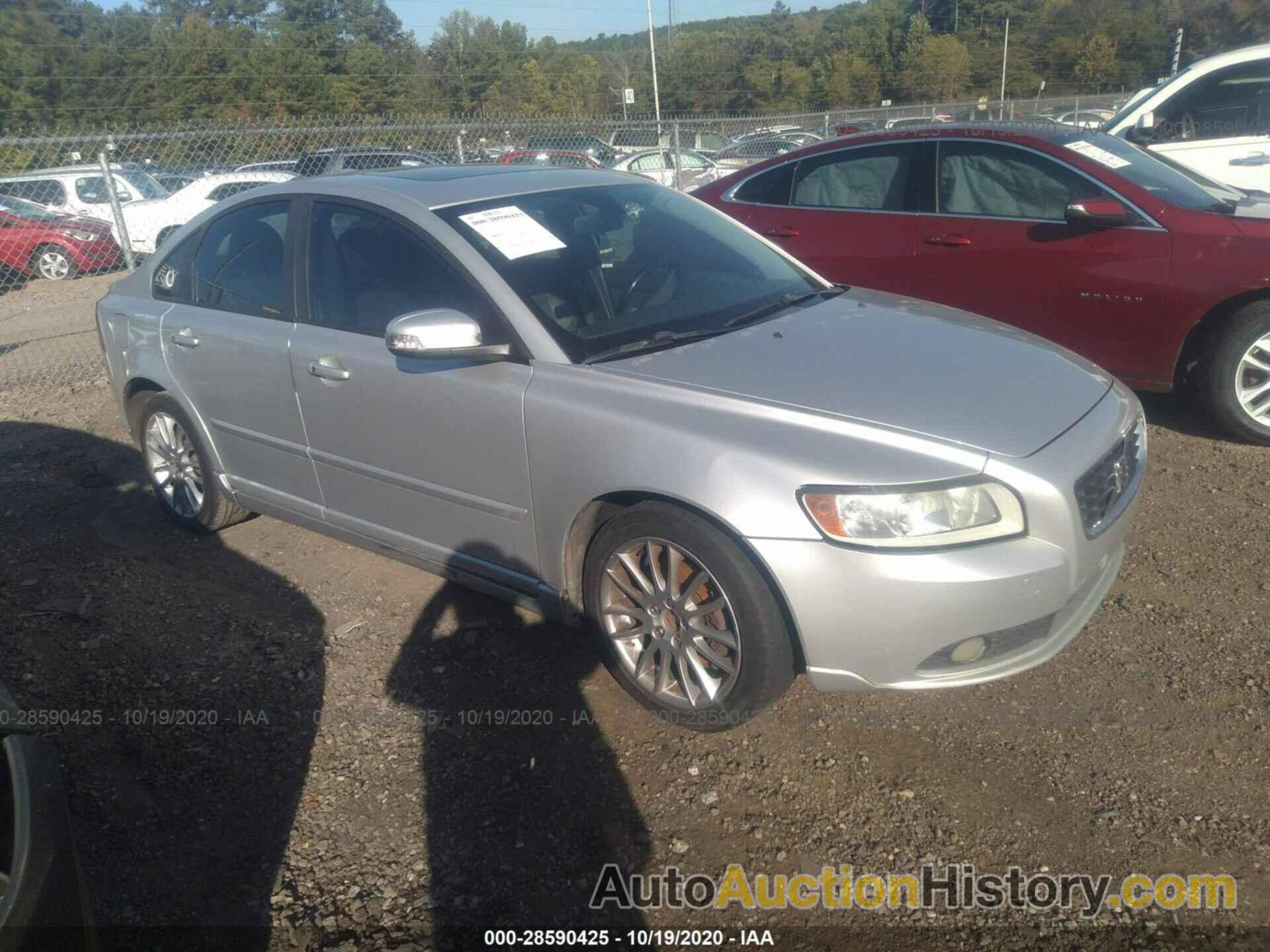 VOLVO S40, YV1382MS5A2489749